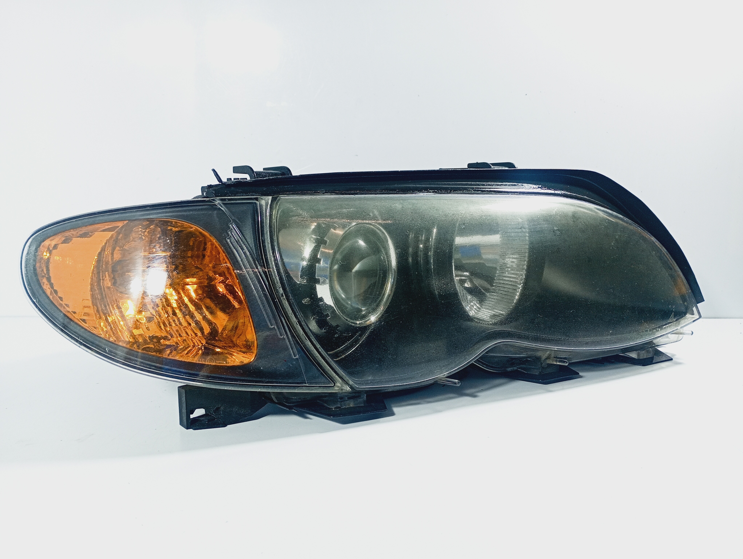 light right front reflektor right front 0301177272 BMW 3 III E46 02-05