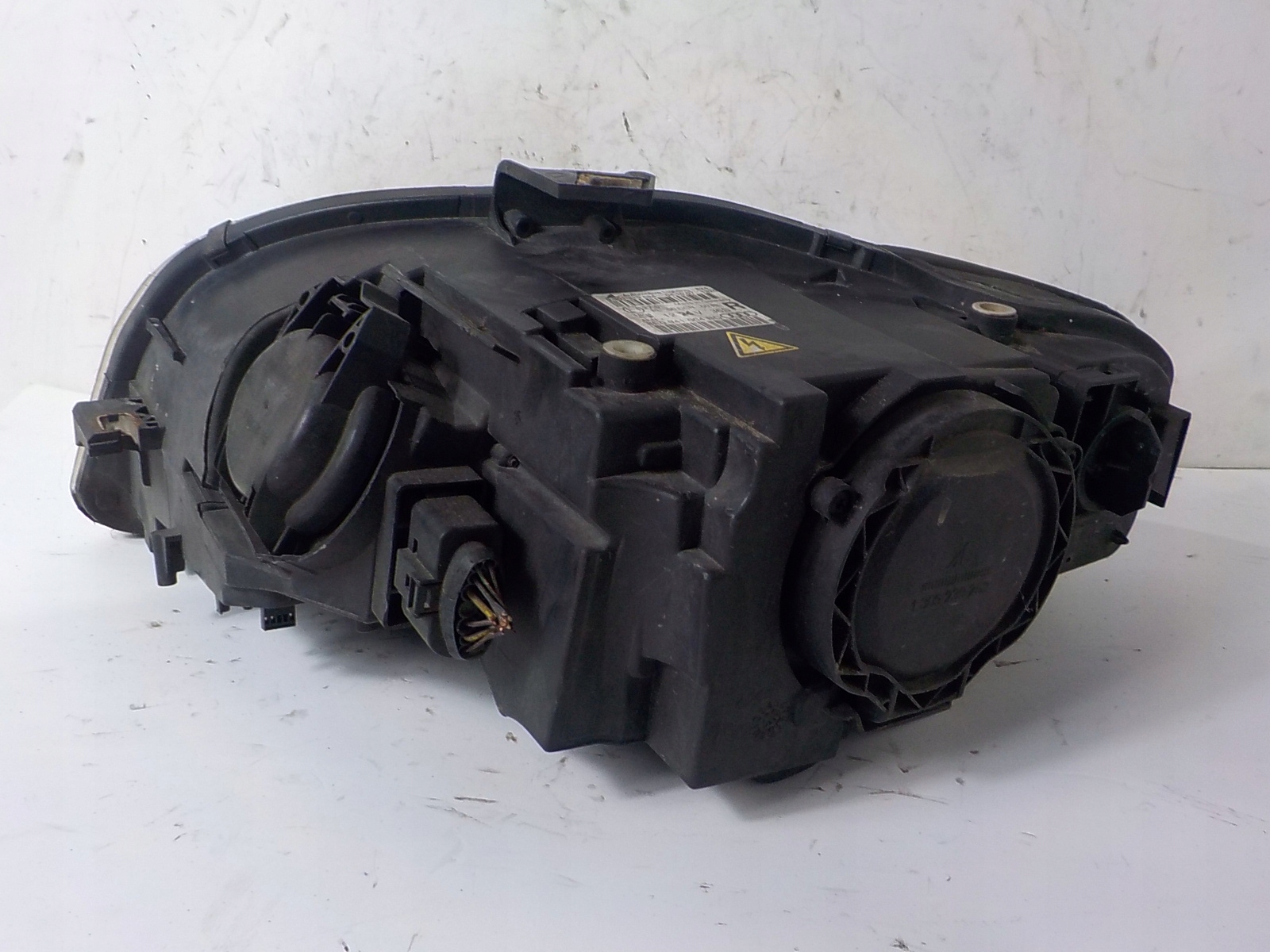 AUDI A4 B7 XENON light right front front UK 8E0941004B