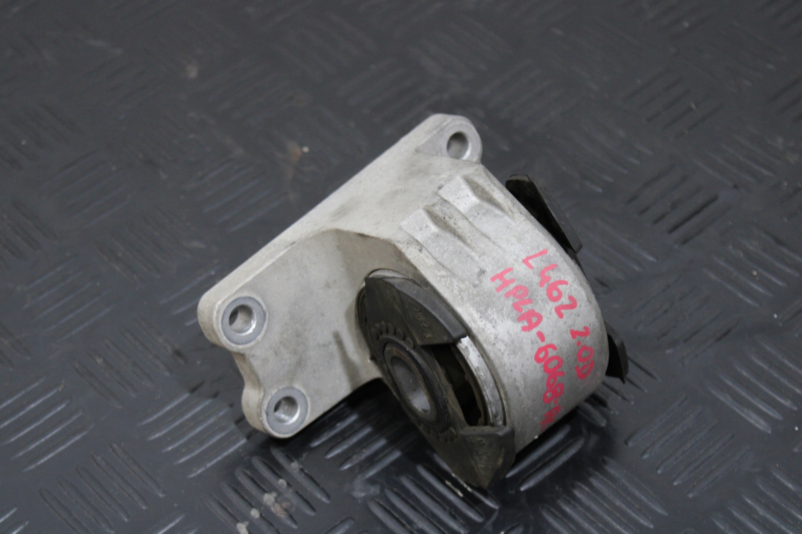 holder holder engine mount HPLA-6068-AC LAND ROVER DISCOVERY V 5 L462