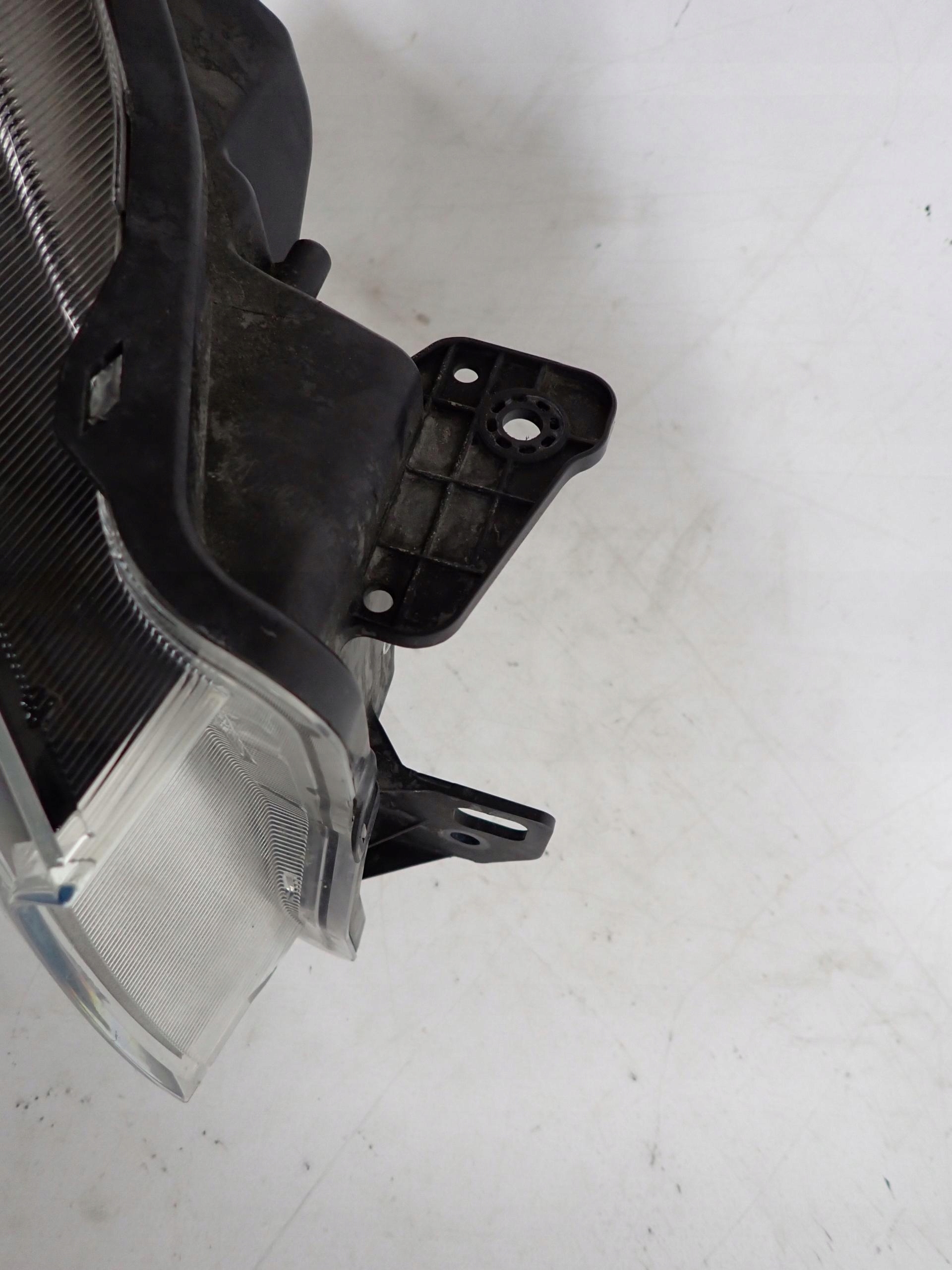 SUZUKI SX4 S-CROSS LIFT light left front front FULL LED 100-18738