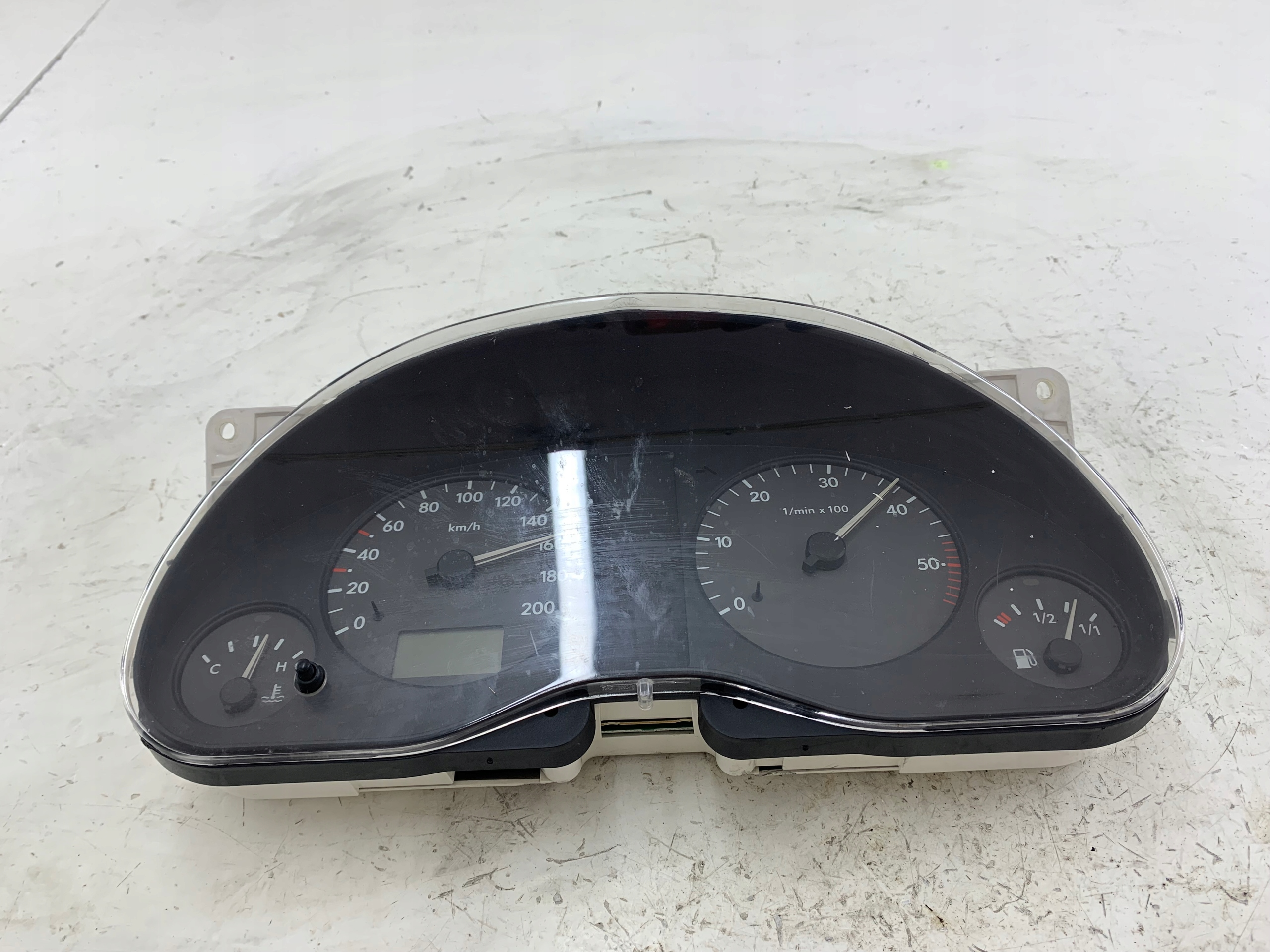 VW SHARAN and 1.9 TDI dials dials 7M0920800S