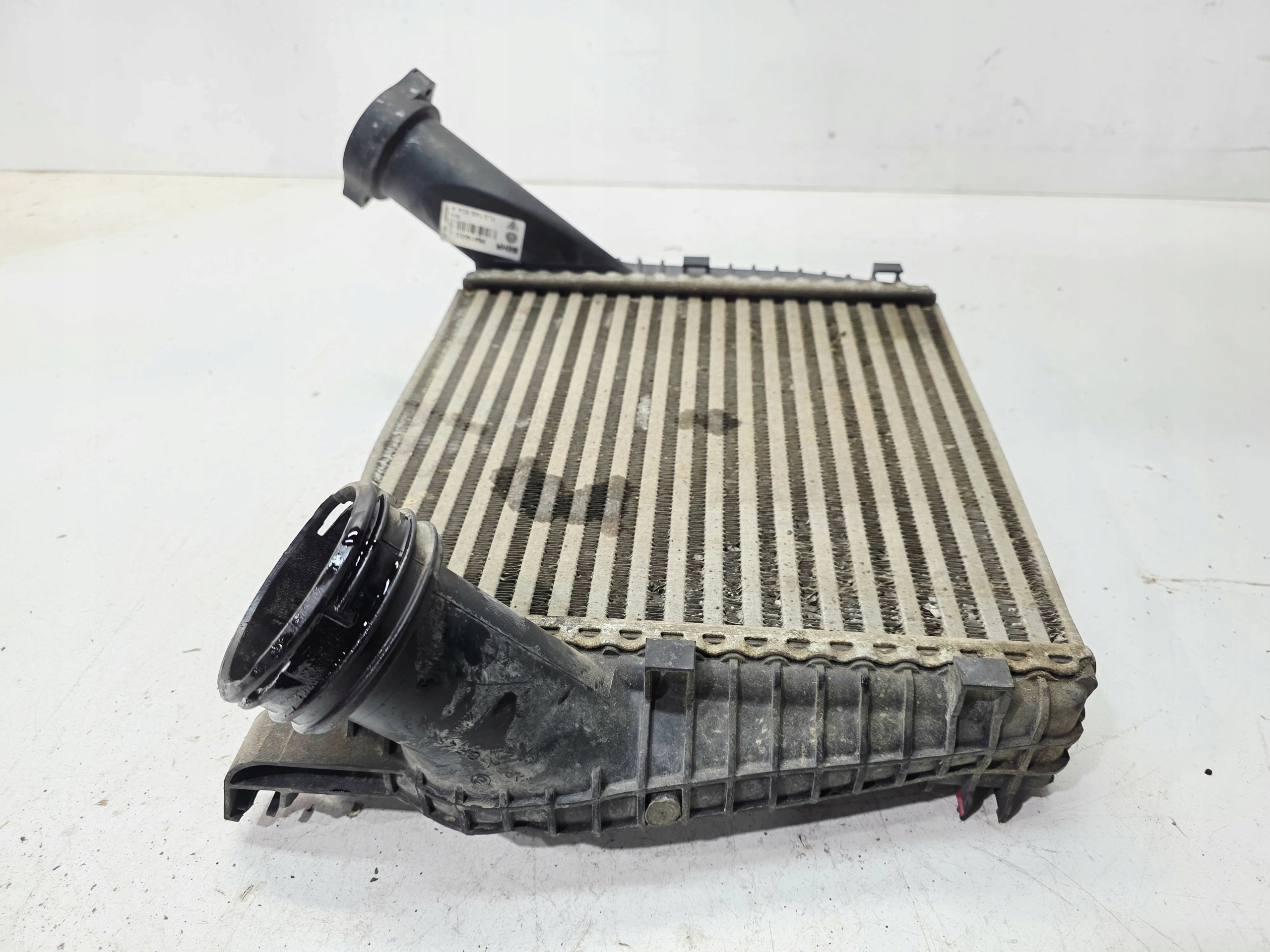 radiator air intercooler right AUDI Q7 4L 4.2 TDI 7L0145804A