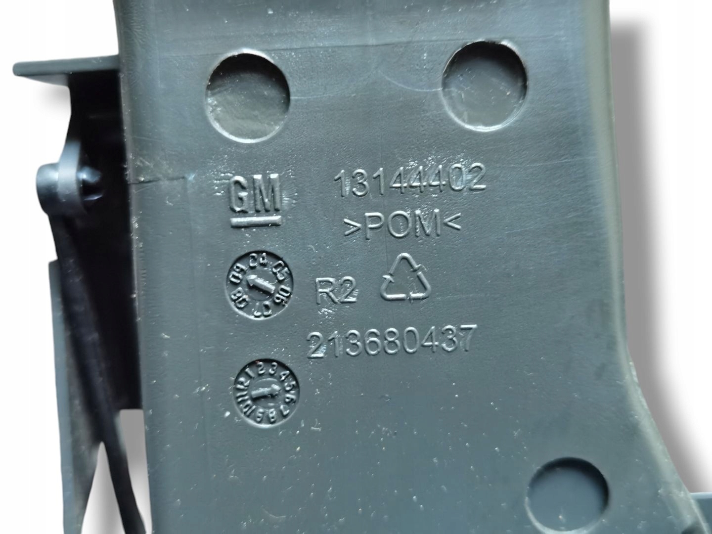 grid air conditioning devices central Opel Zafira B facelift 2009 13144402