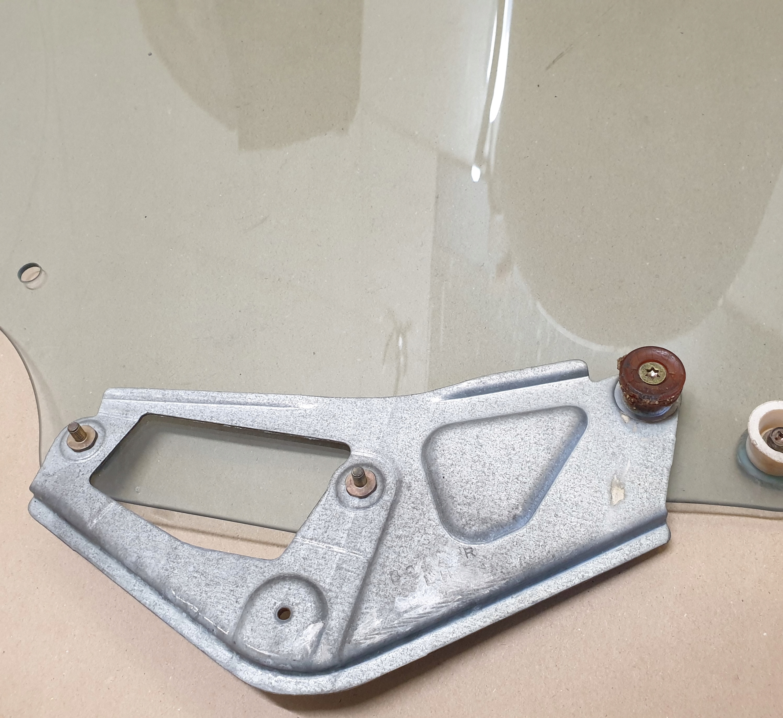 window door left rear part MAZDA 323 OE