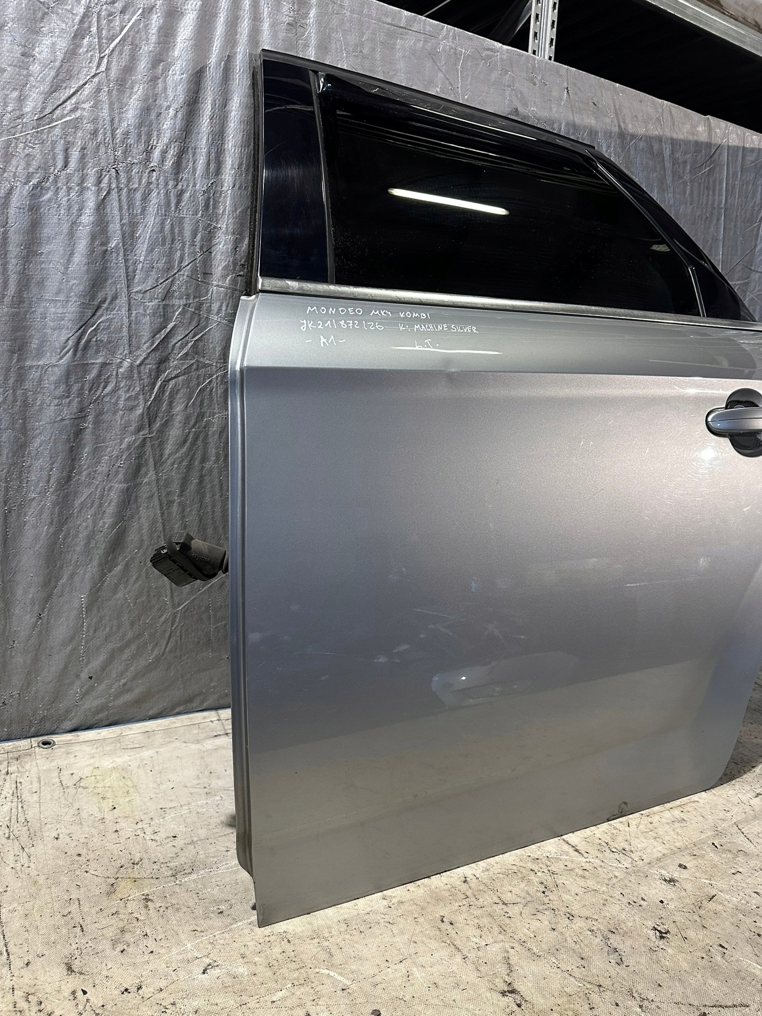 Tür links heck FORD MONDEO MK4 KOMBI K: MACHINE SILVER