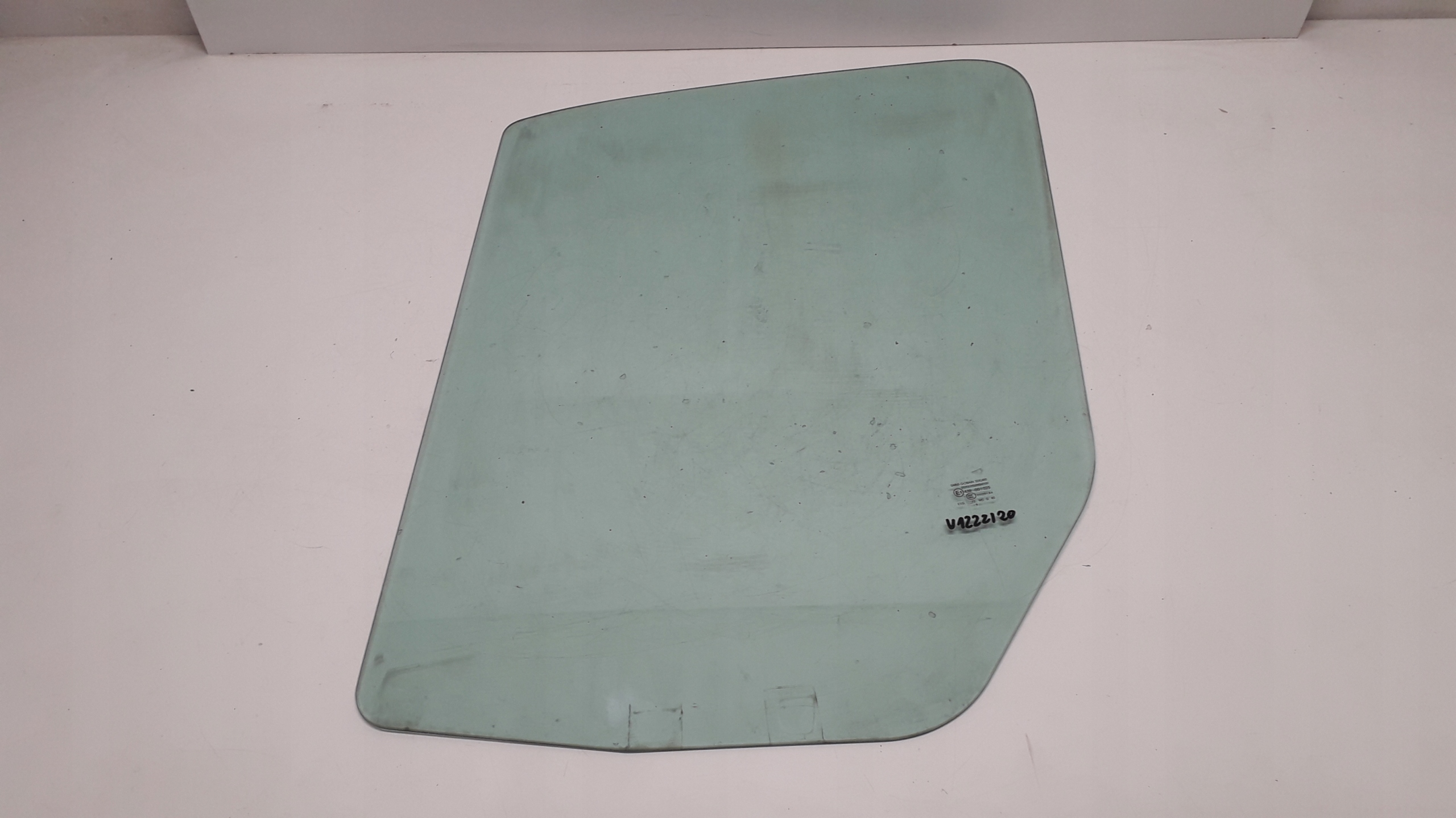 SPRINTER W906 SZYBA LEWA PRZEDNIA AS2 ..9