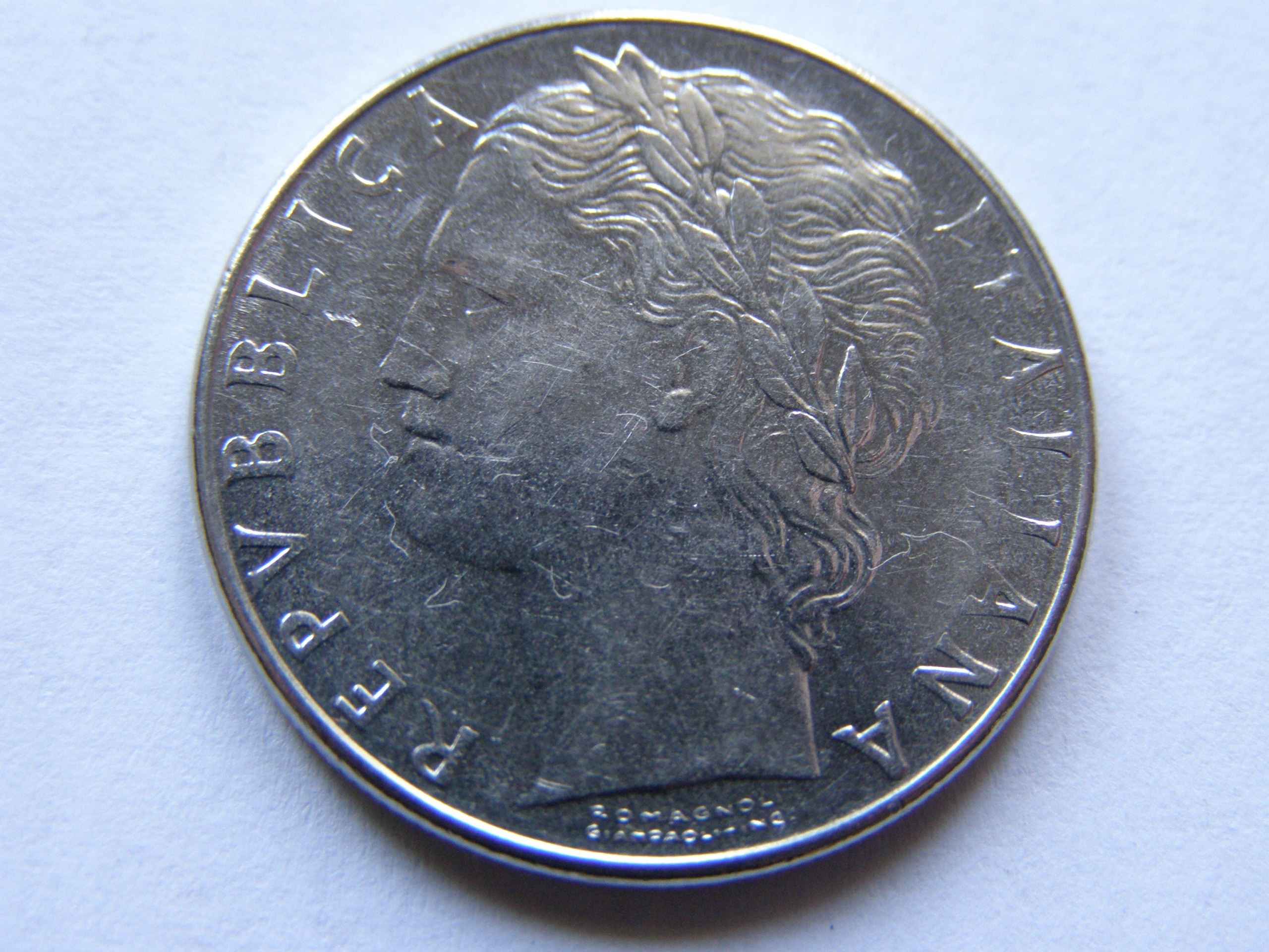 WŁOCHY ITALIA 100 LIRA 1981 ROK !!!!!!!!!!!!! 0569