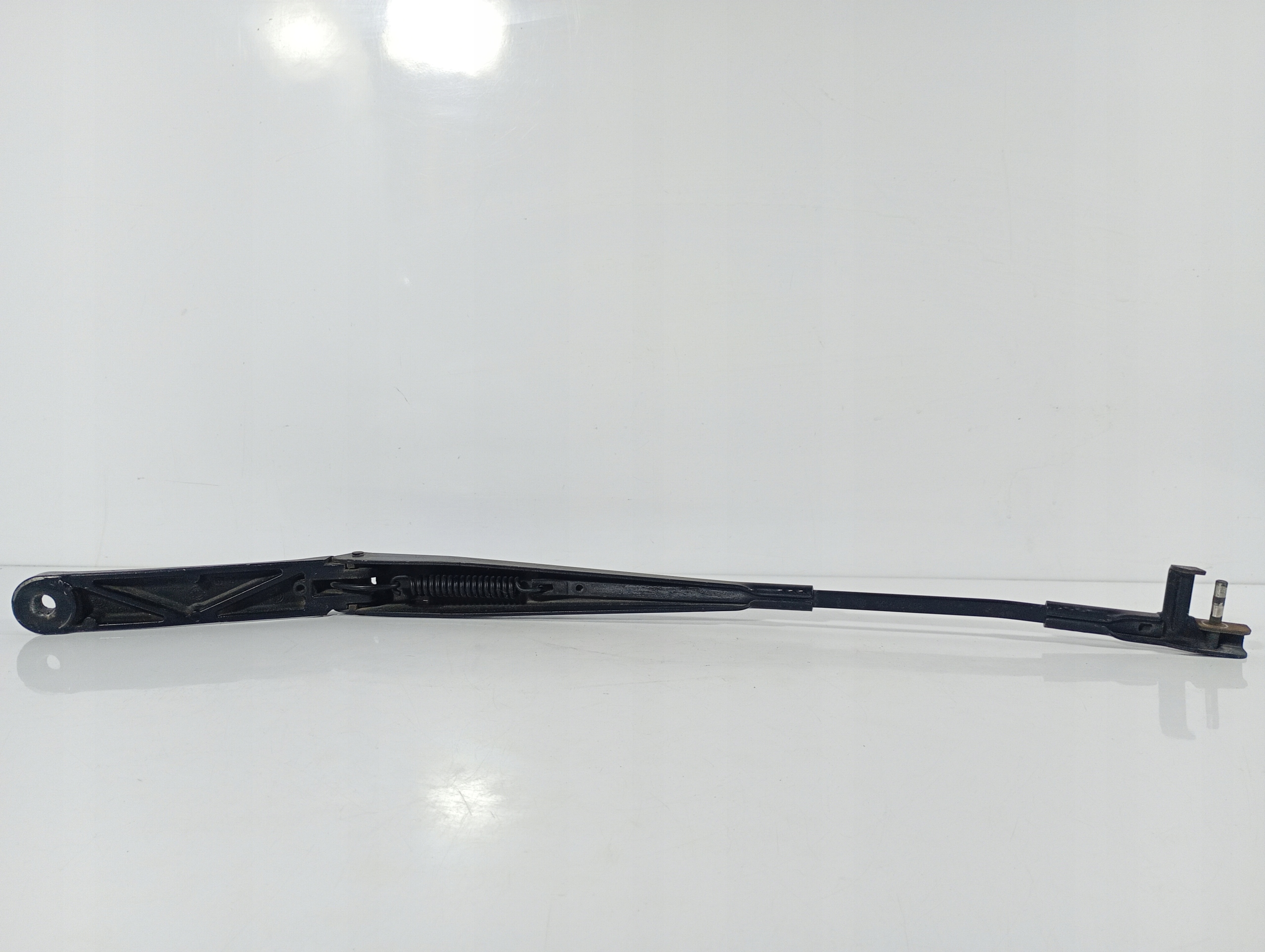 VW GOLF V wiper arm left