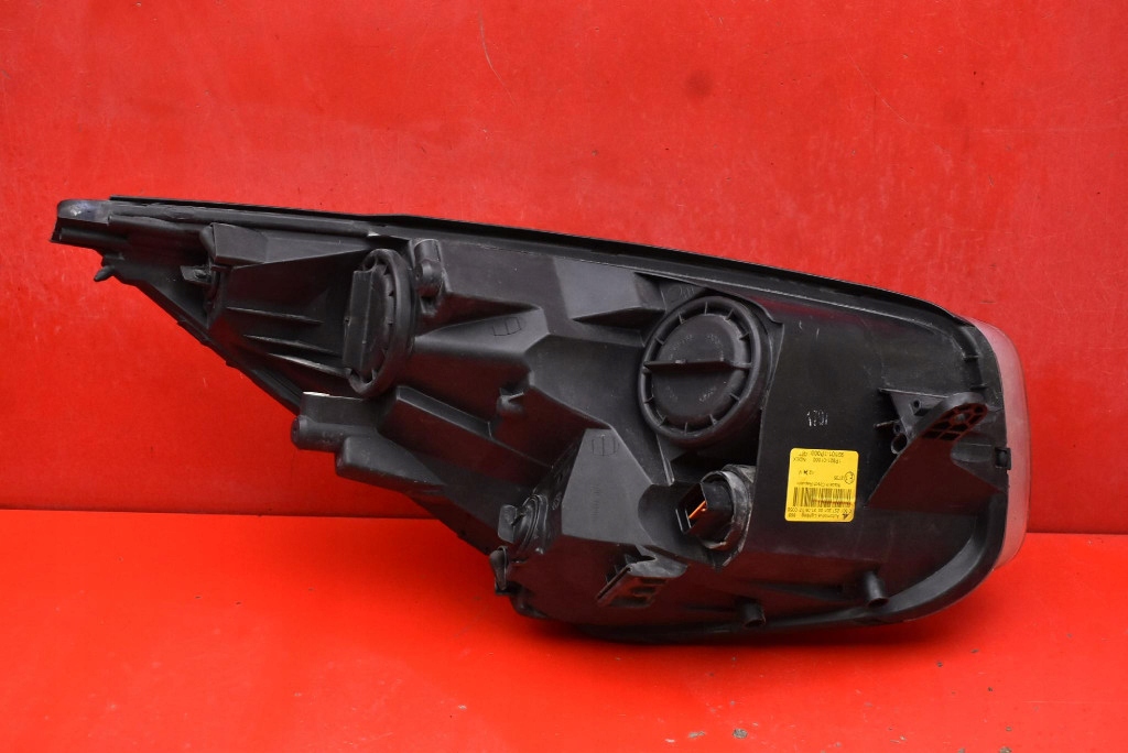 REFLEKTOR left light front 92101-1P000 KIA VENGA 1 and 10-14