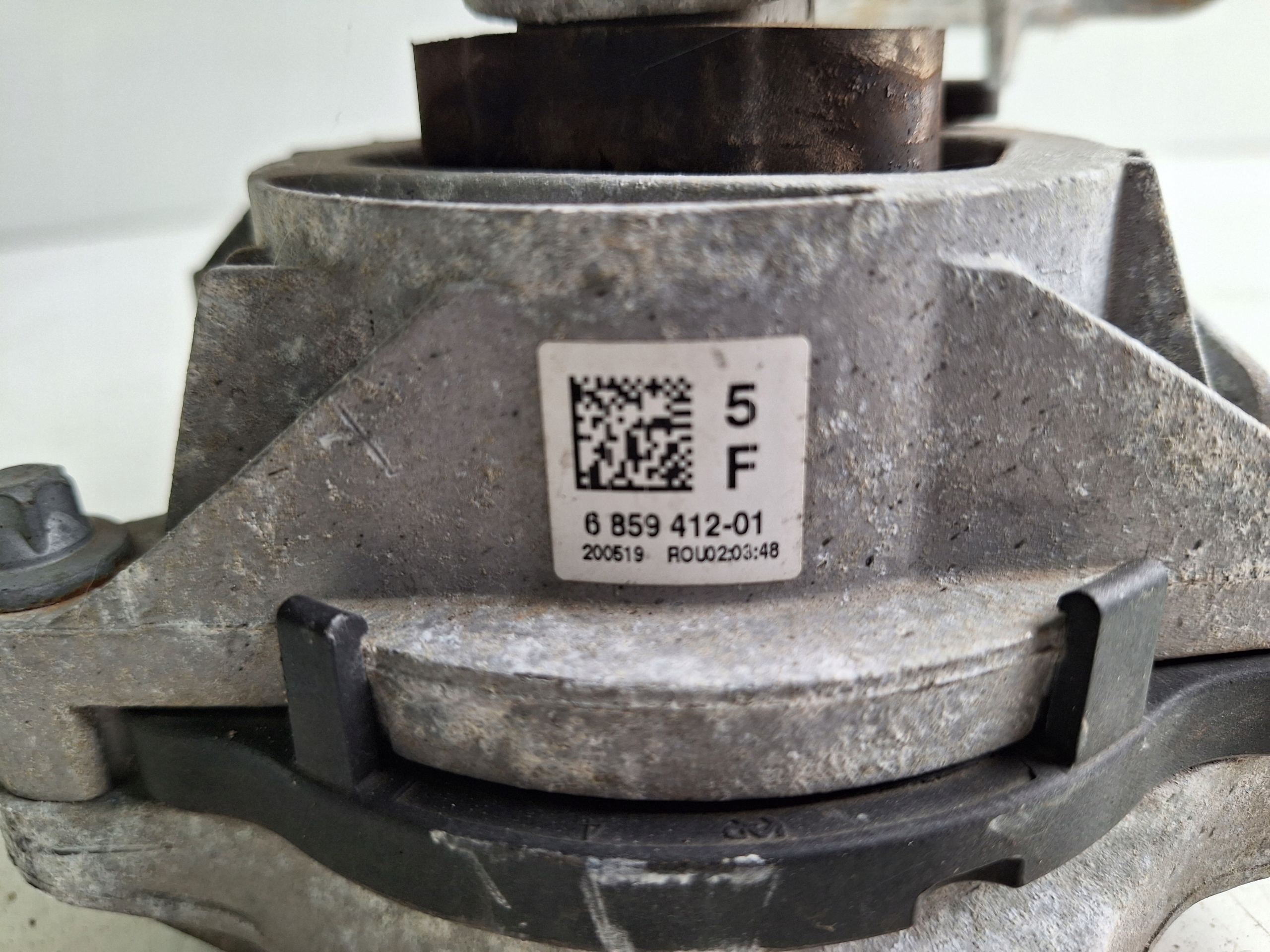 BMW airbag engine mount 6859412