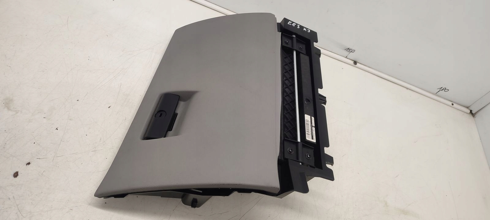 Handschuhfach des Beifahrers grau BMW E83 X3 LIFT 2,0D