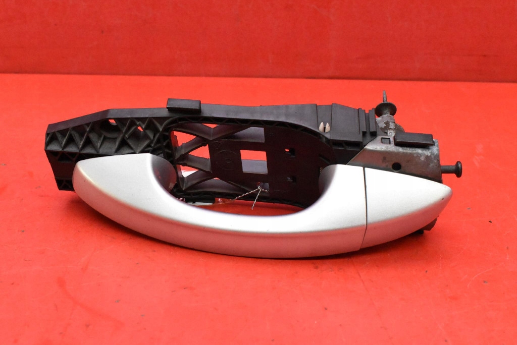 handle left front front LA7W 5N0837885H SKODA FABIA 3 III NJ 14-18