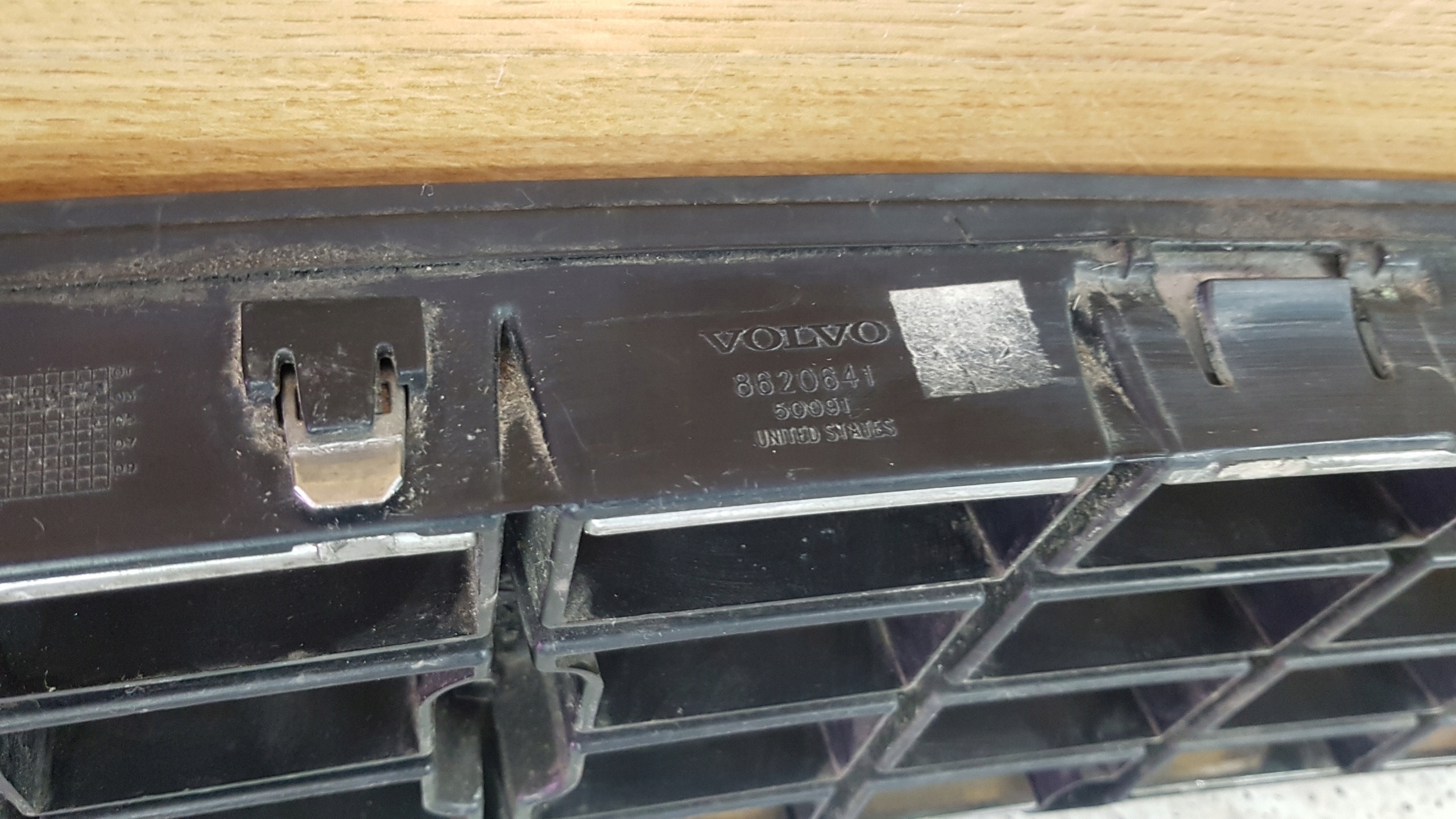 VOLVO XC90 front PREKLADgrill D 96