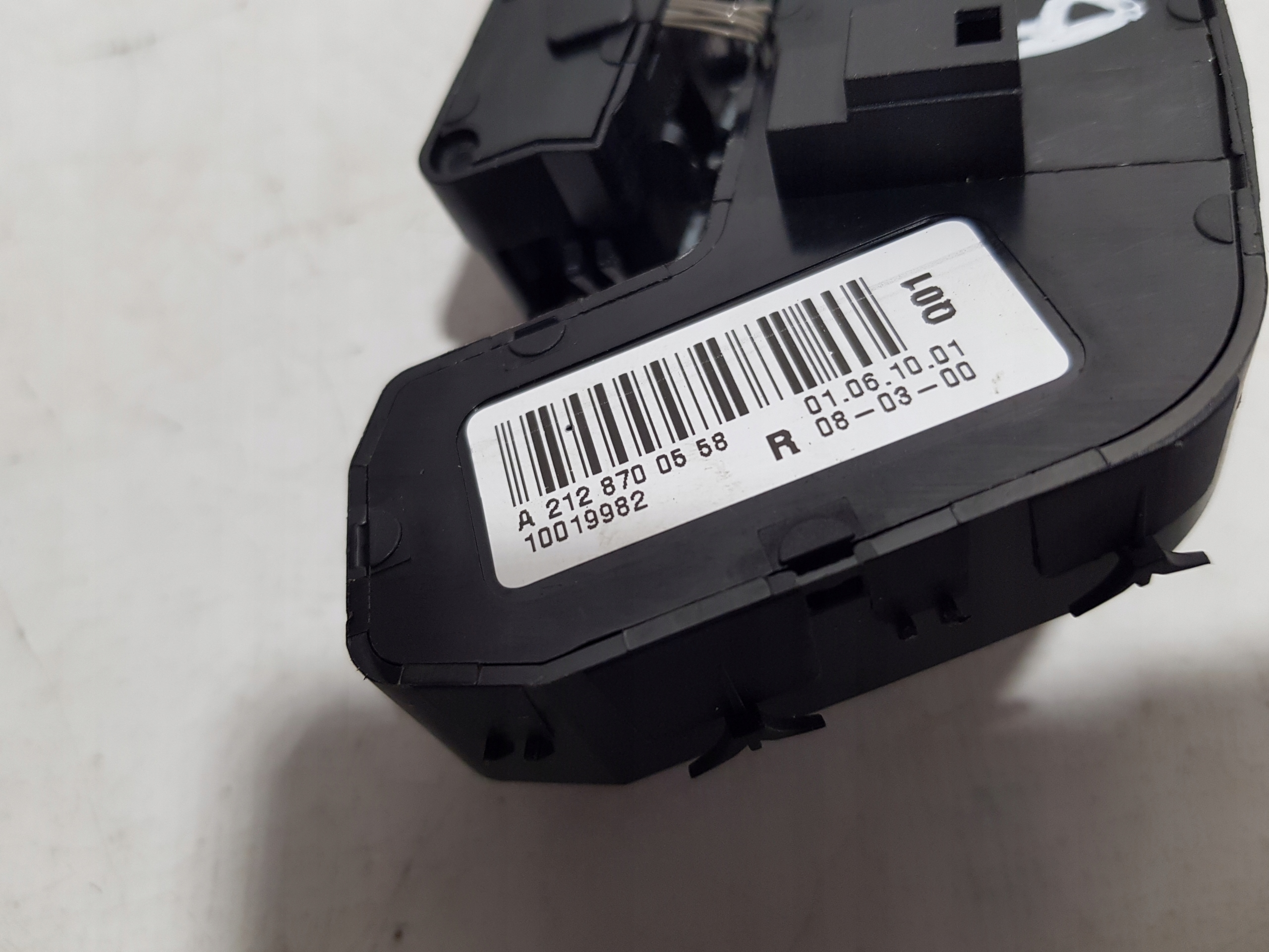 PANEL SITZ rechts MERCEDES W212 CLS W218 2128700558