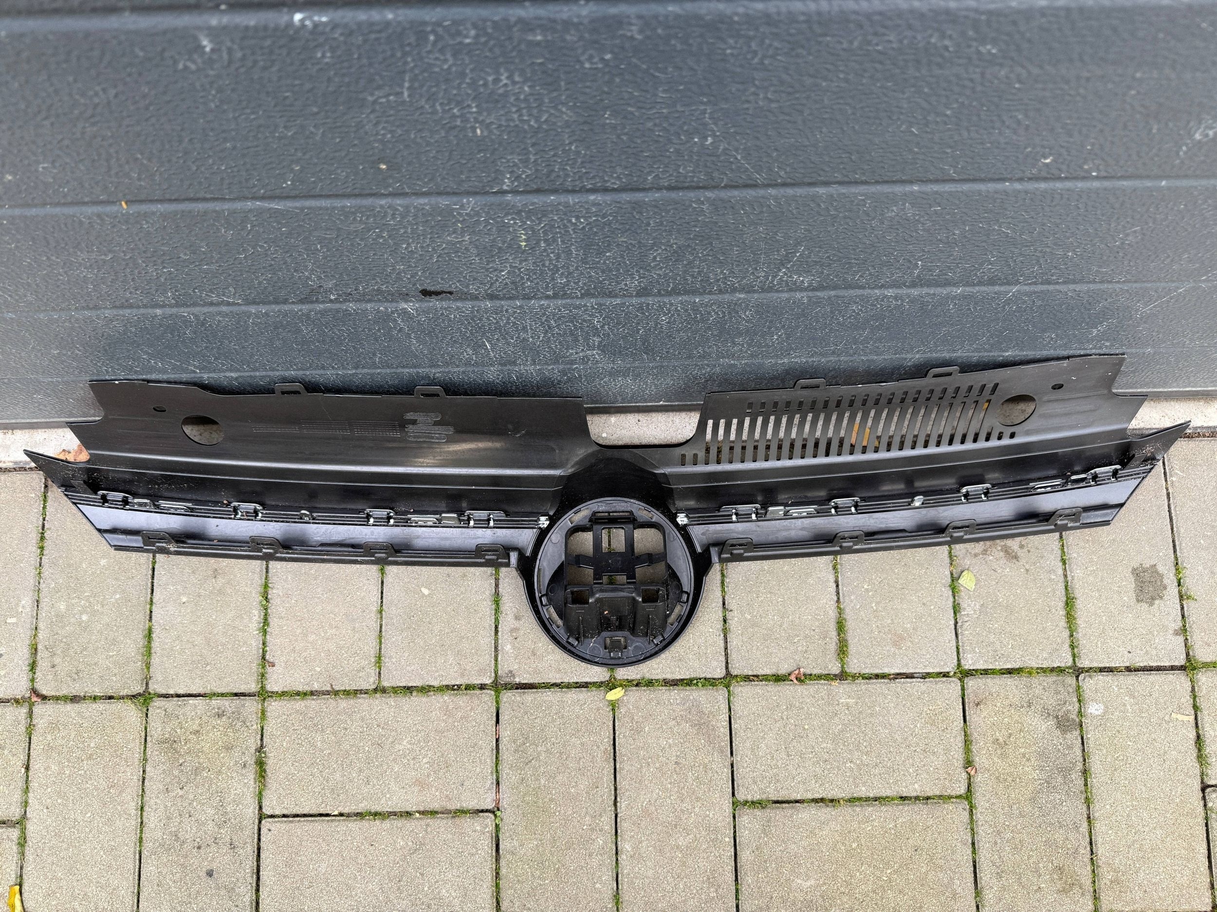 Vw Golf 8 VIII mask eleje