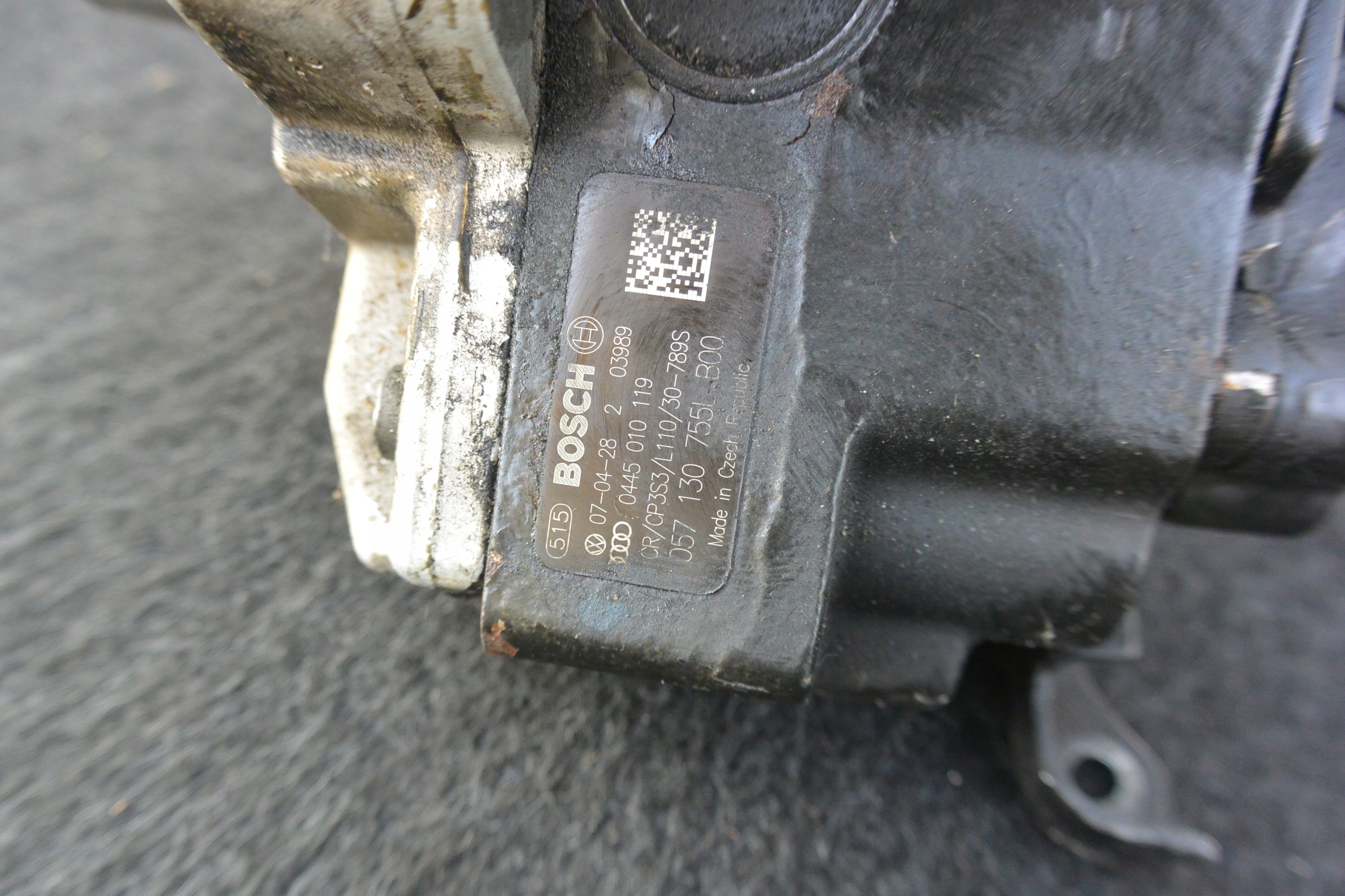injection pump 4.2 TDI AUDI Q7 4L A8 D3