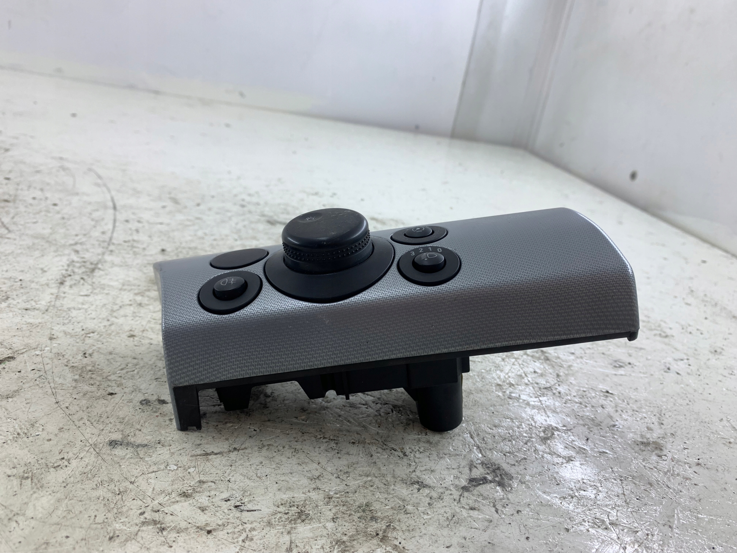 OPEL ASTRA III H light switch 13198925