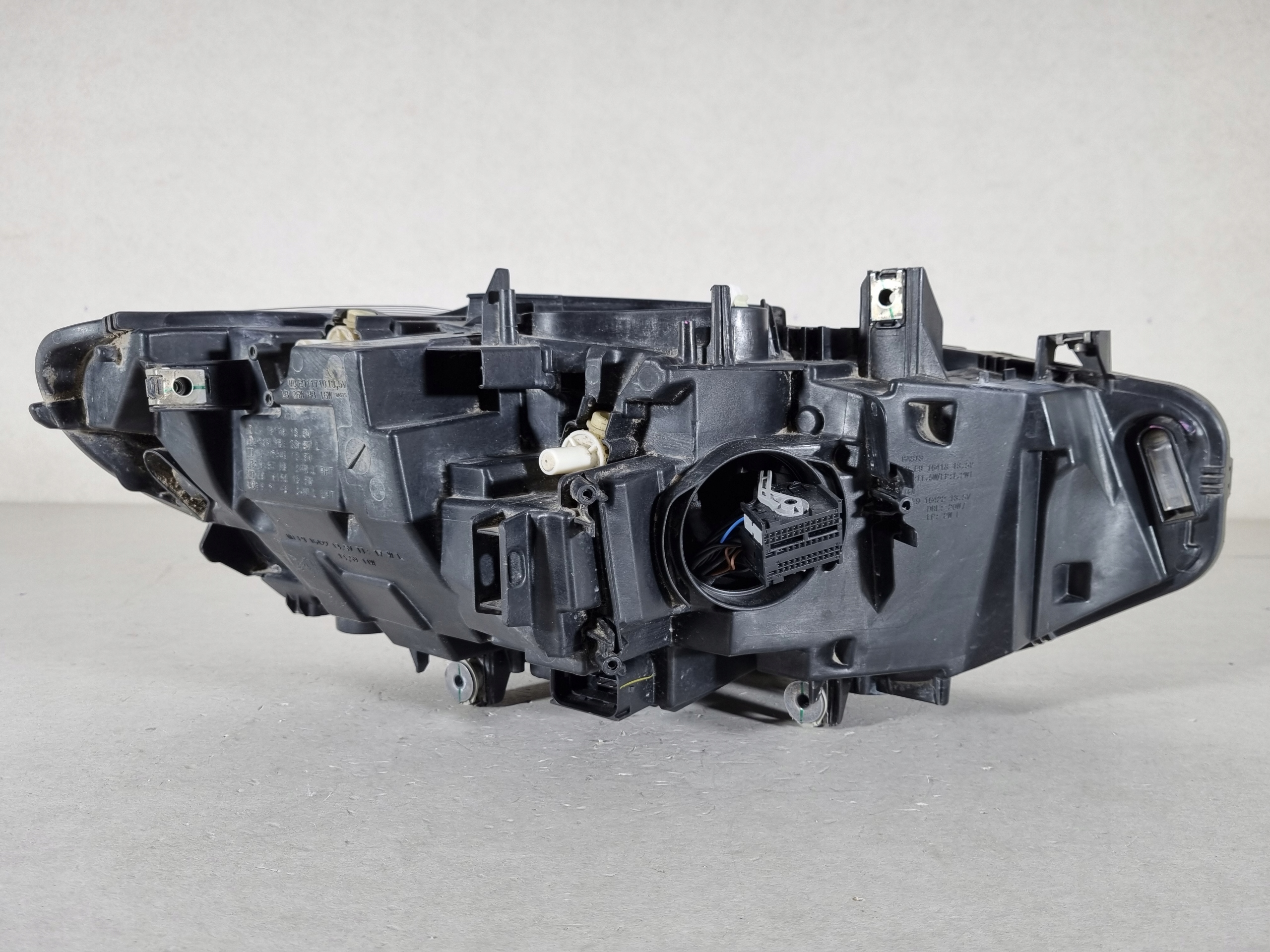 BMW 4 F32 F36 LIFT LCI LAMPA LEWA PRZÓD FULL LED Rodzaj świateł mijania LED