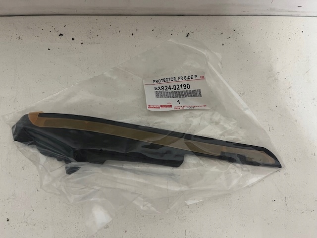 Toyota OE 53824-02190