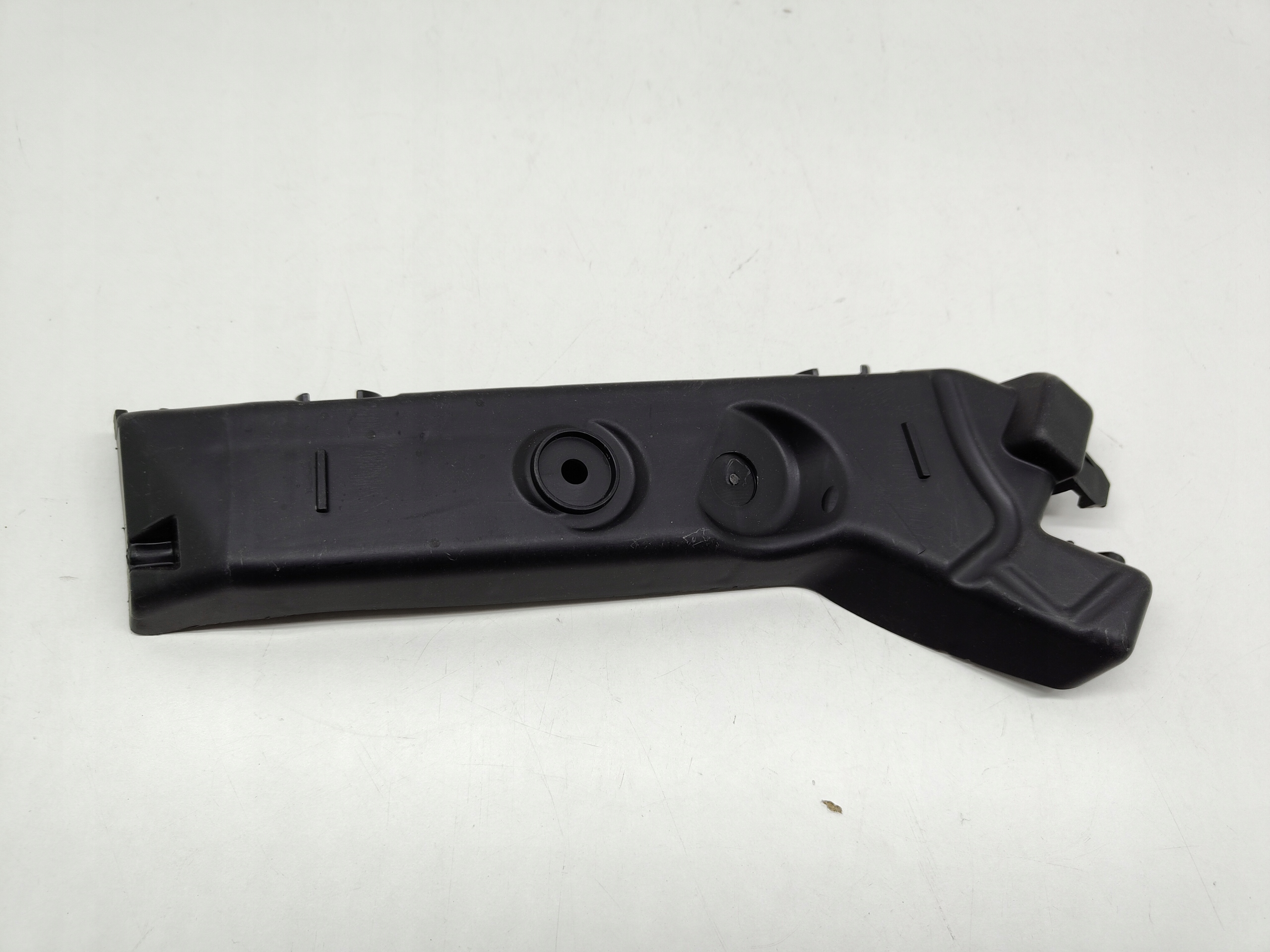 Support Support plaque Pare choc Droite Arrière SEAT LEON III 5F0807376