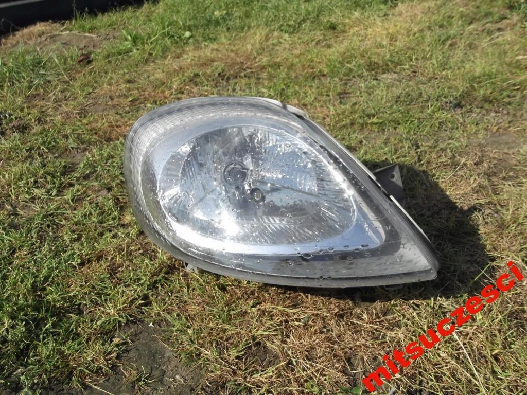 RENAULT TRAFIC VIVARO 02-06 light front right