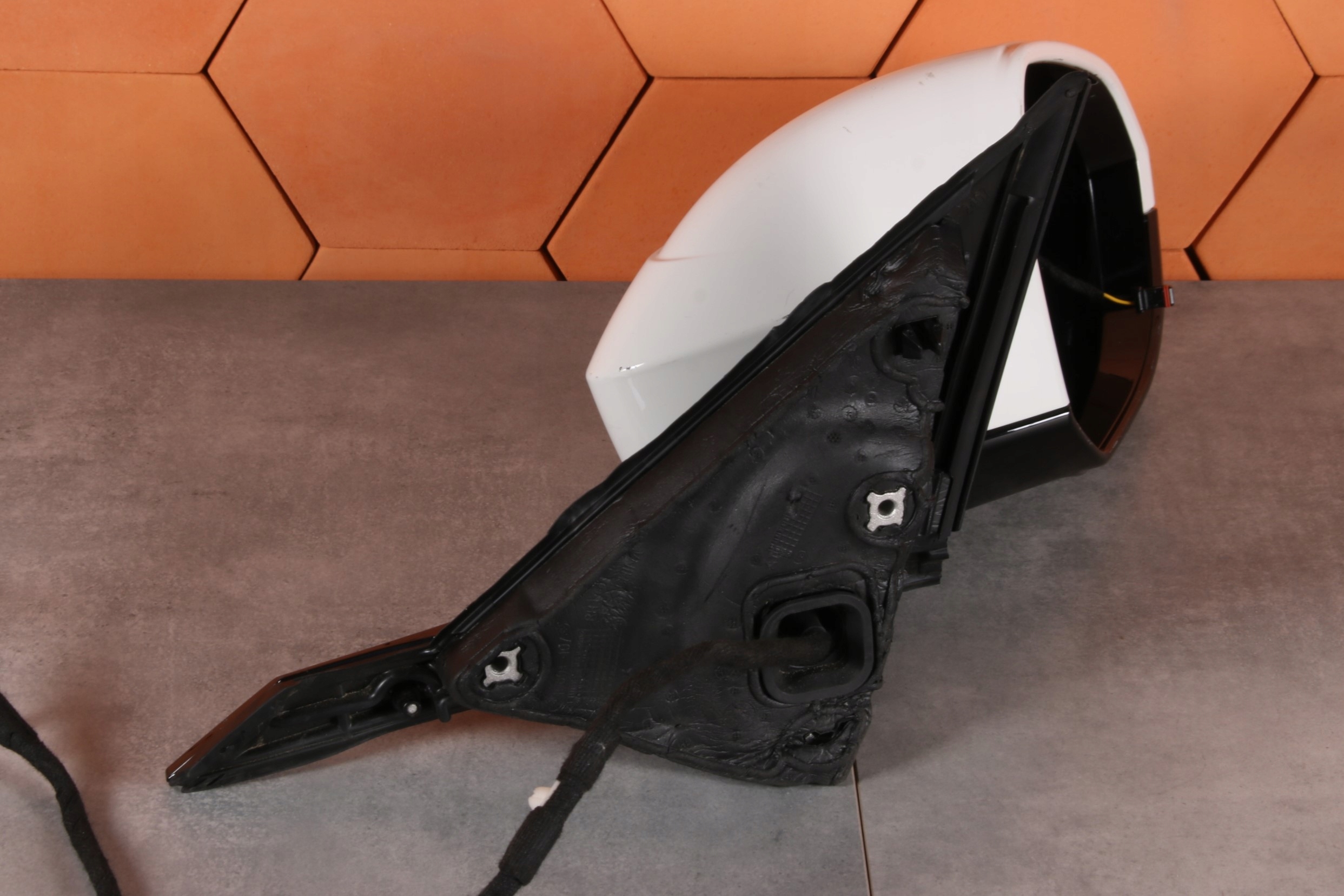 BMW G60 G61 G70 mirror right support cover indicator NAPED 5A292C7