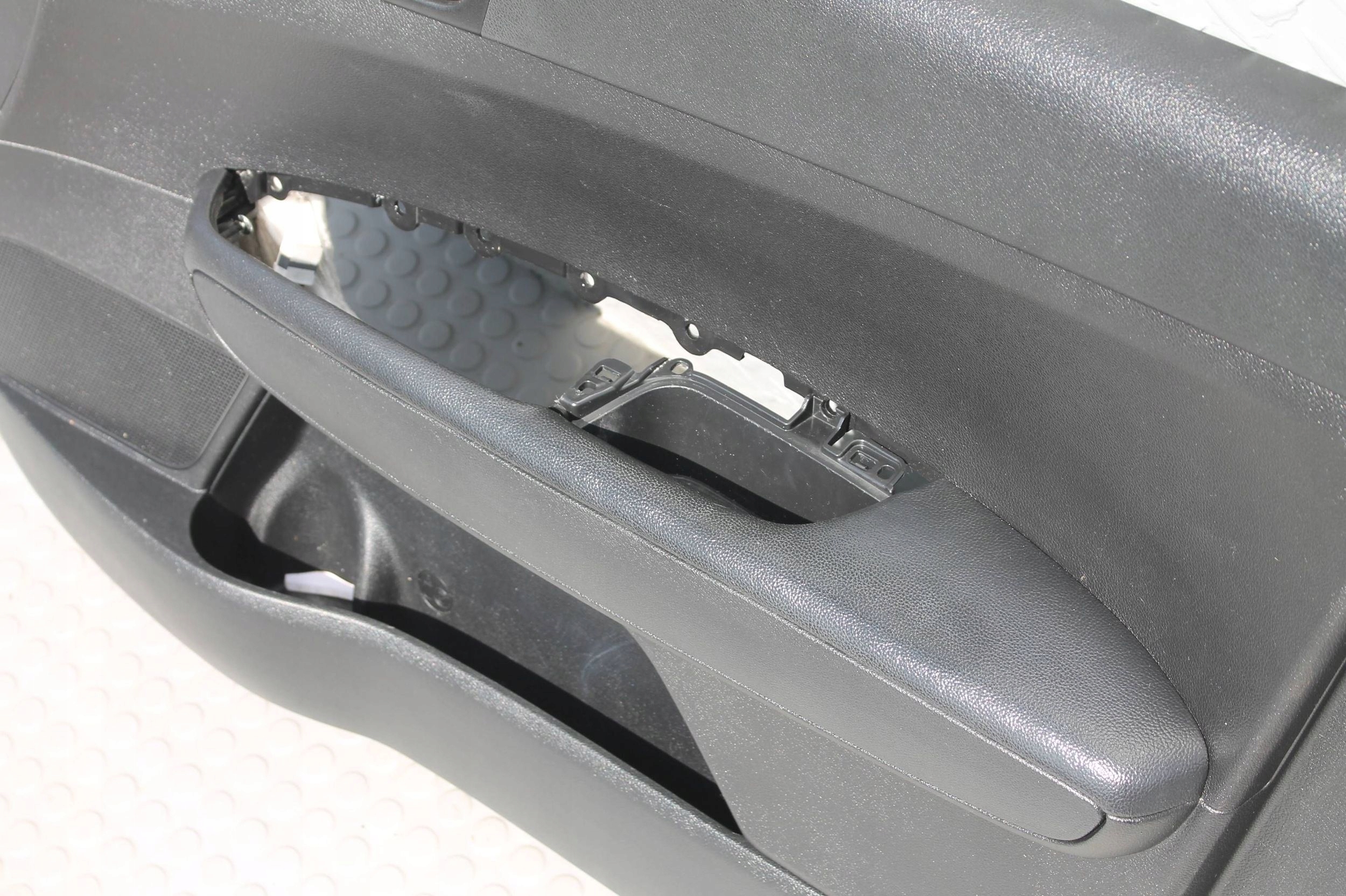 бочки дверные карты обивка комплект kia OPTIMA IV универсал 15-20