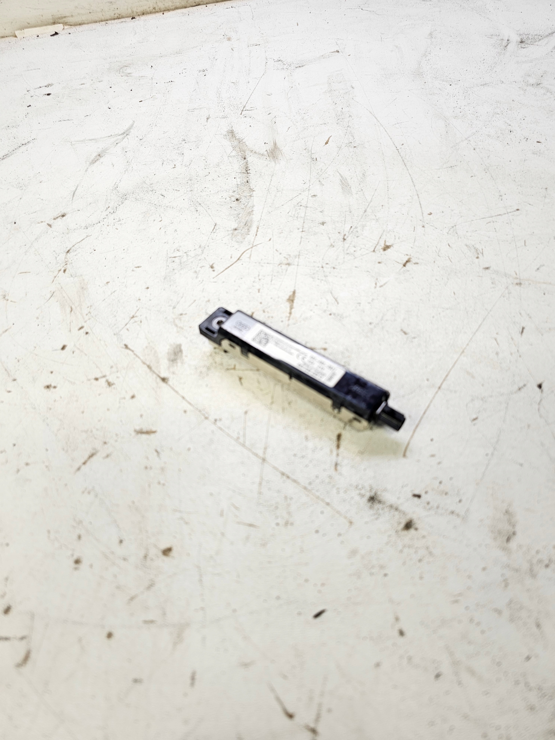 antenna amplifier AUDI A6 C8 4K9035225D