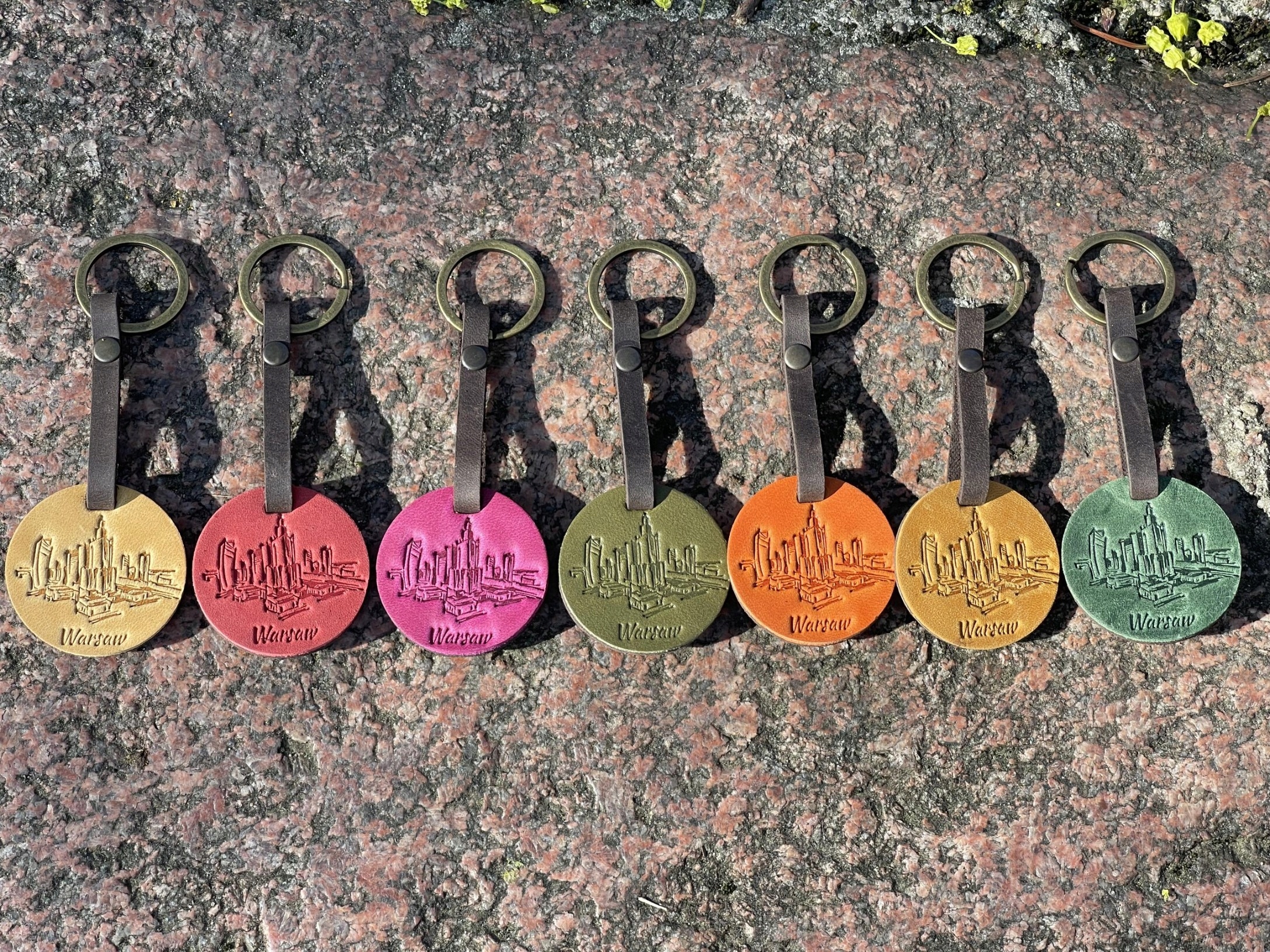 Přívěsek Na Klíče prémiový pamětní z kůže Palác kultury 30 ks mix barev