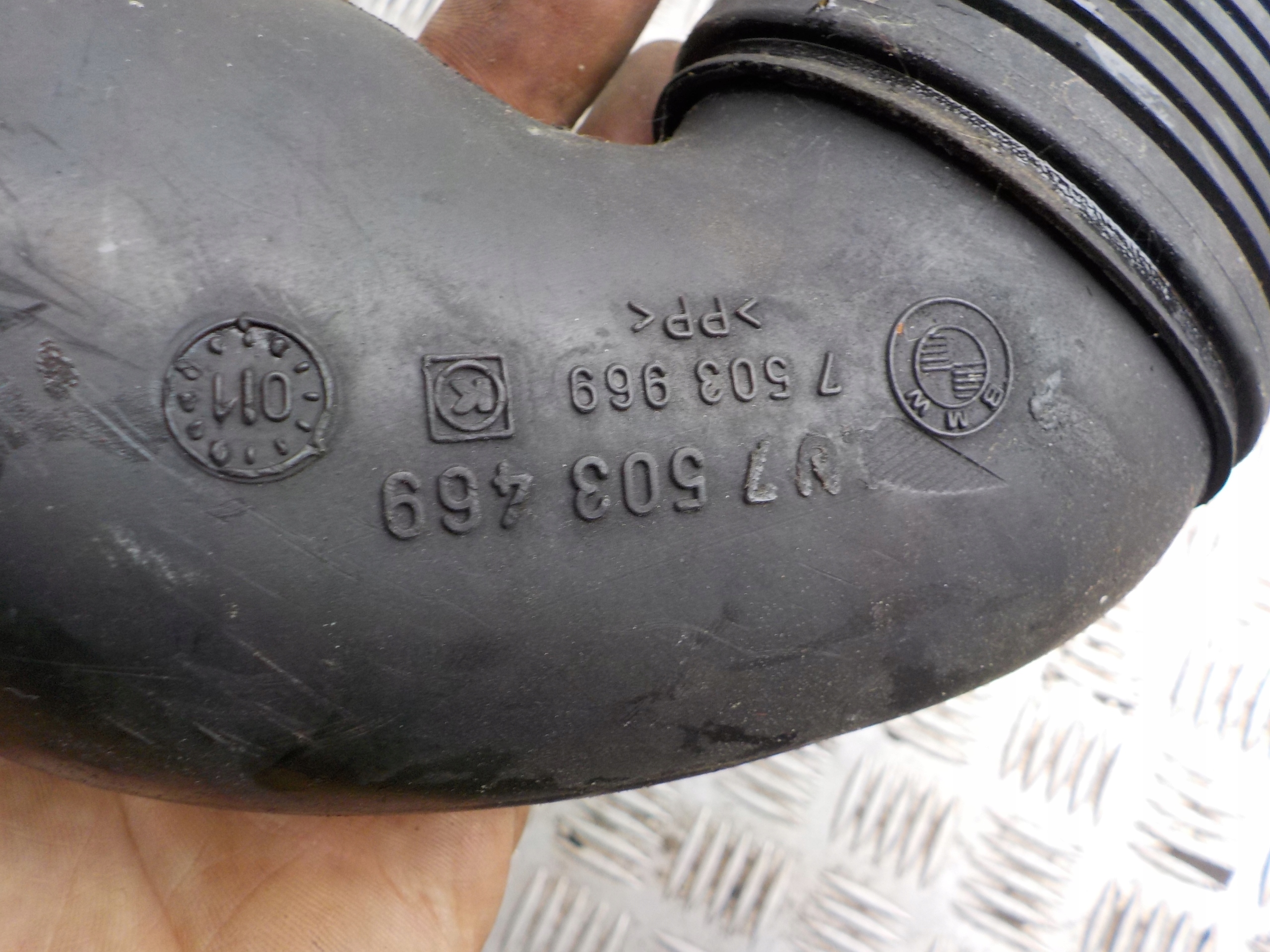 BMW E46 M54 hose pipe air air 7503469