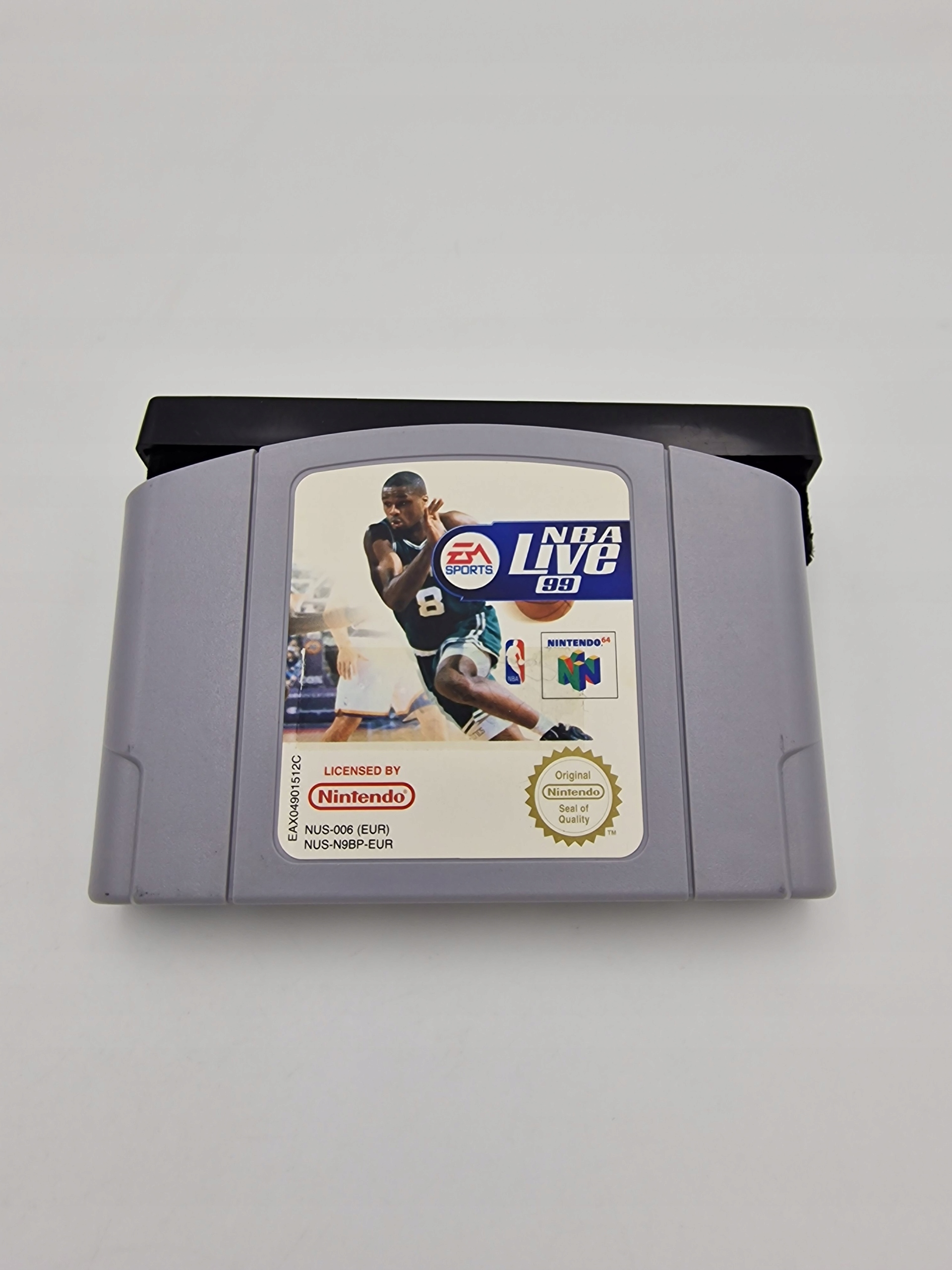 NINTENDO 64 NBA LIVE 99 Producent Nintendo
