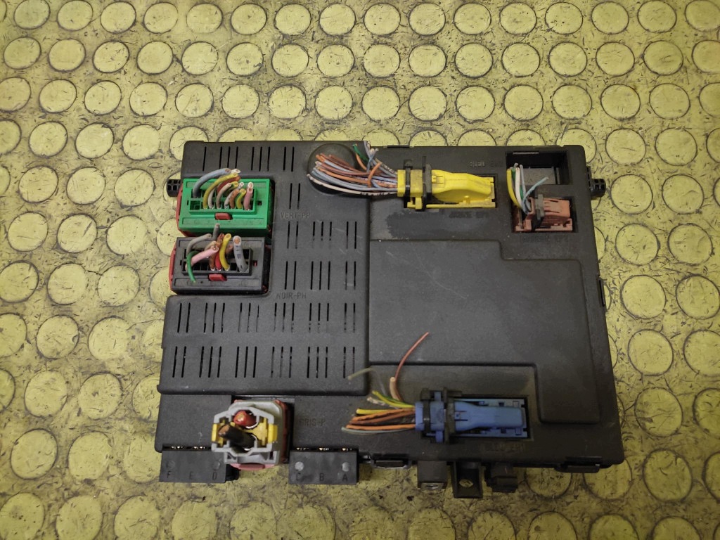 CITROEN XSARA module compartment BSI 9639087480