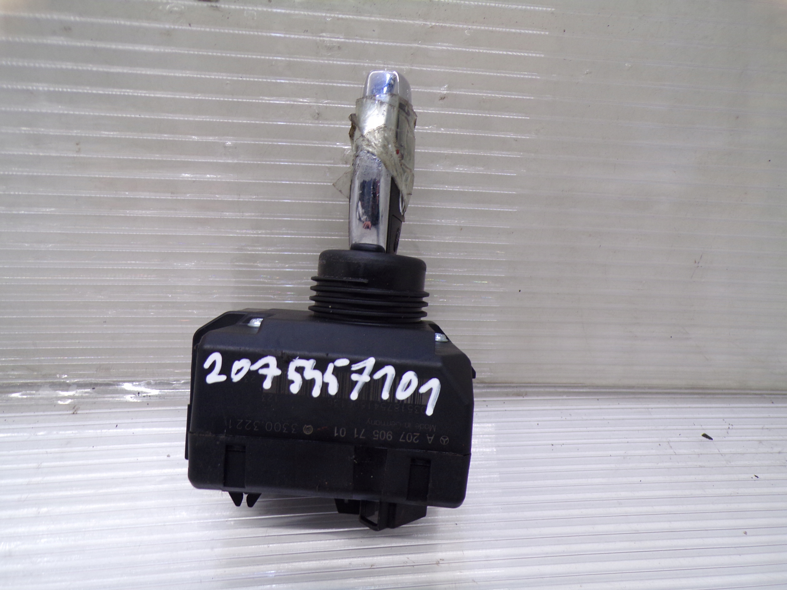 2079057101 - Ключ зажигания + MERCEDES W204 LIFT W207