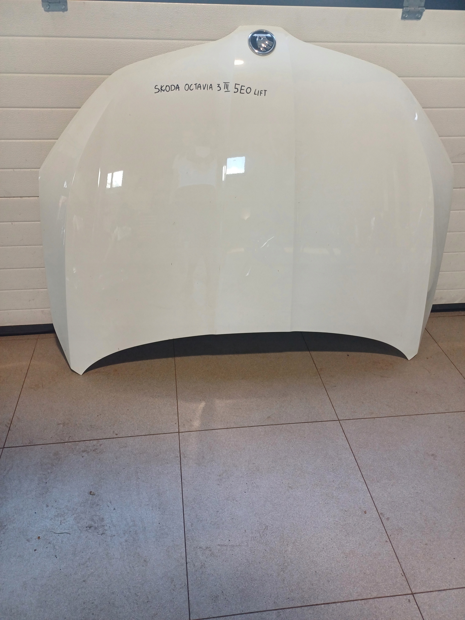 Capot SKODA OCTAVIA 3 III 5E0 LIFT