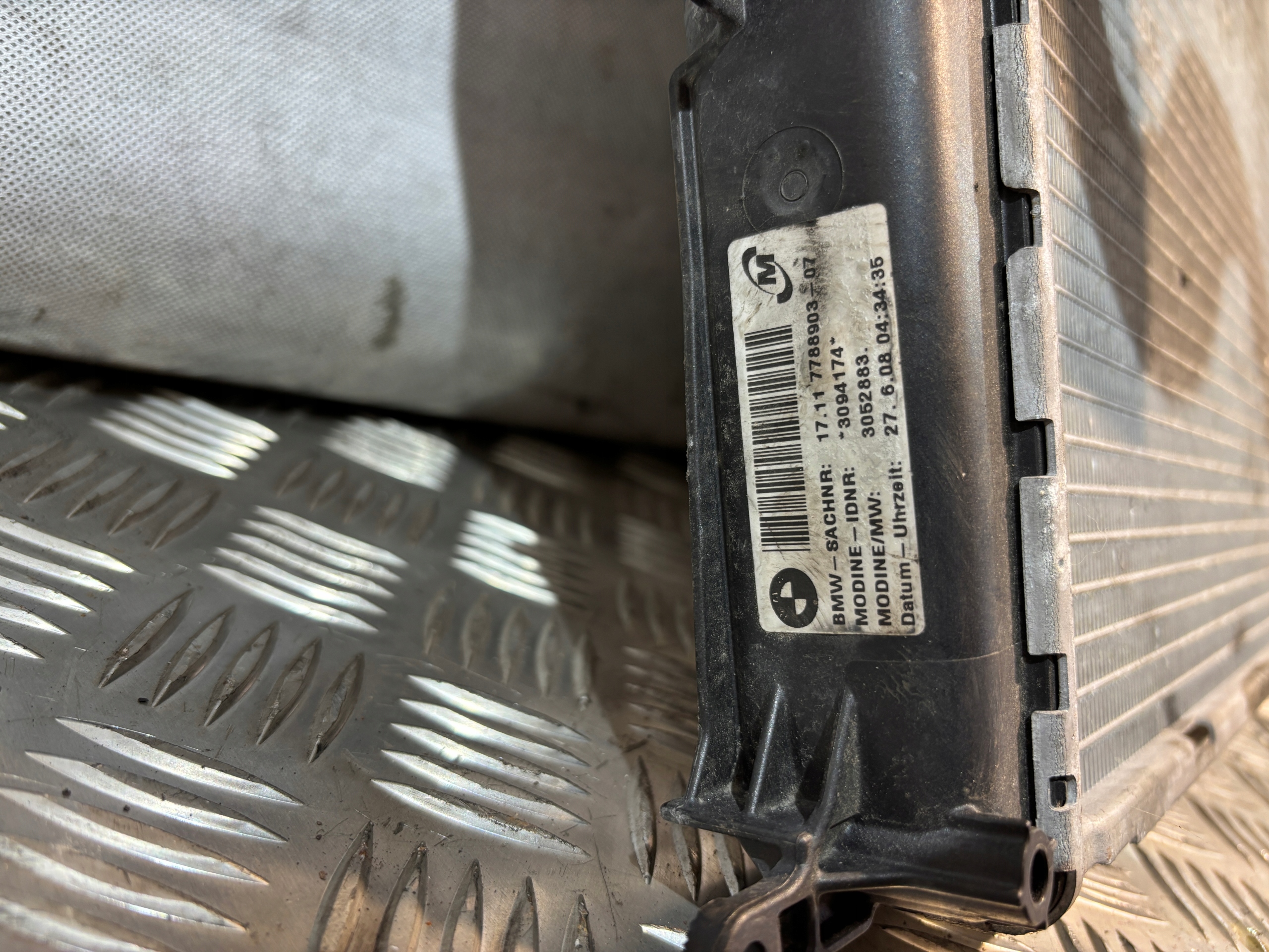 water cooler BMW E91 lift 2,0B N43B20A 7788903