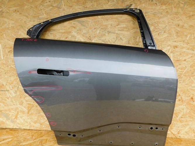 JAGUAR and-PACE IPACE door right rear. rear part