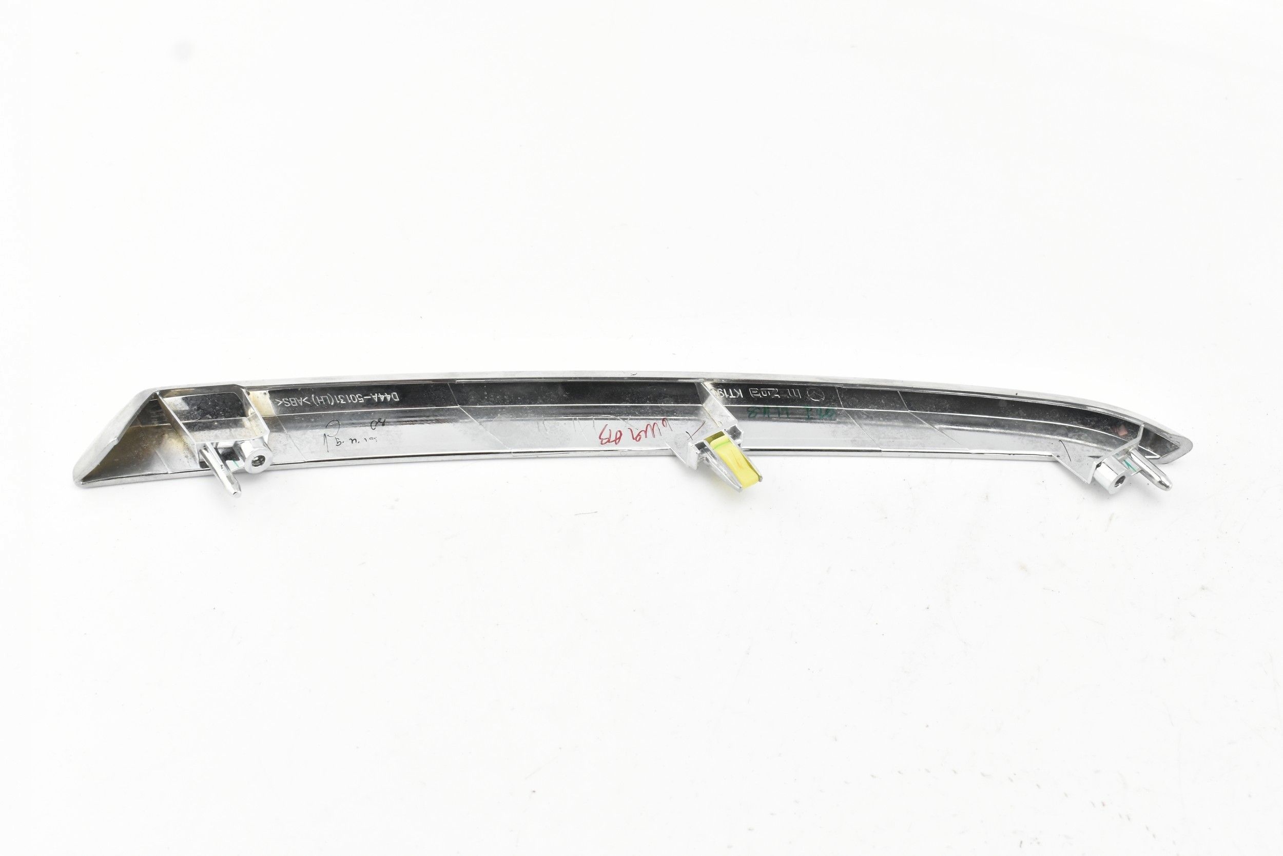 LISTWA ZDERZAKA LEWY PRZOD CHROM MAZDA 2 DJ DL 19 Car type Passenger cars