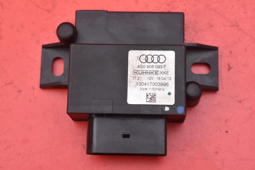 unité de commande électronique uce module pompe carburant 4G0906093F AUDI A6 C7 2.0 TDI 136 KM 10-14