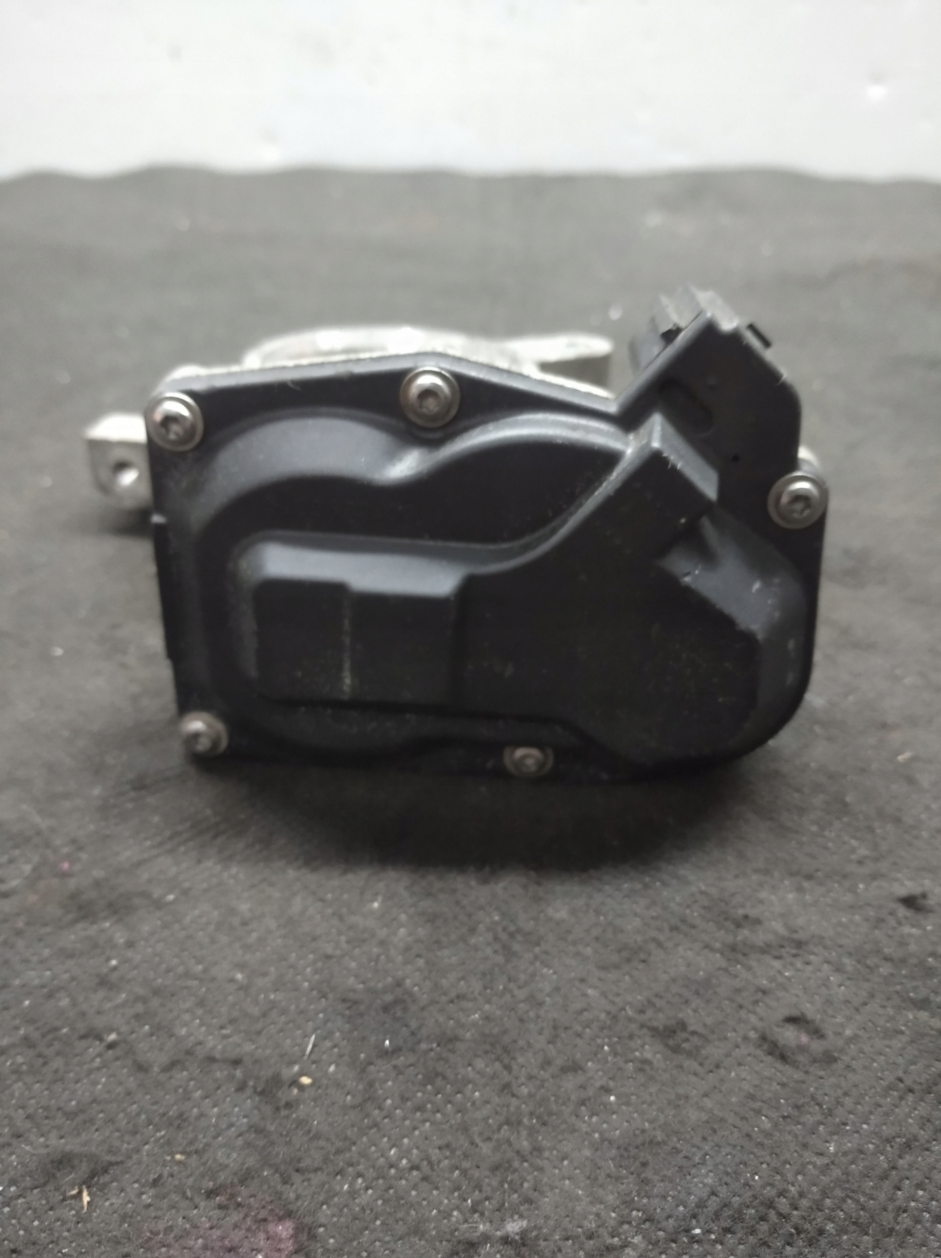 opel oe 55564247 ДРОССЕЛЬНАЯ ЗАСЛОНКА