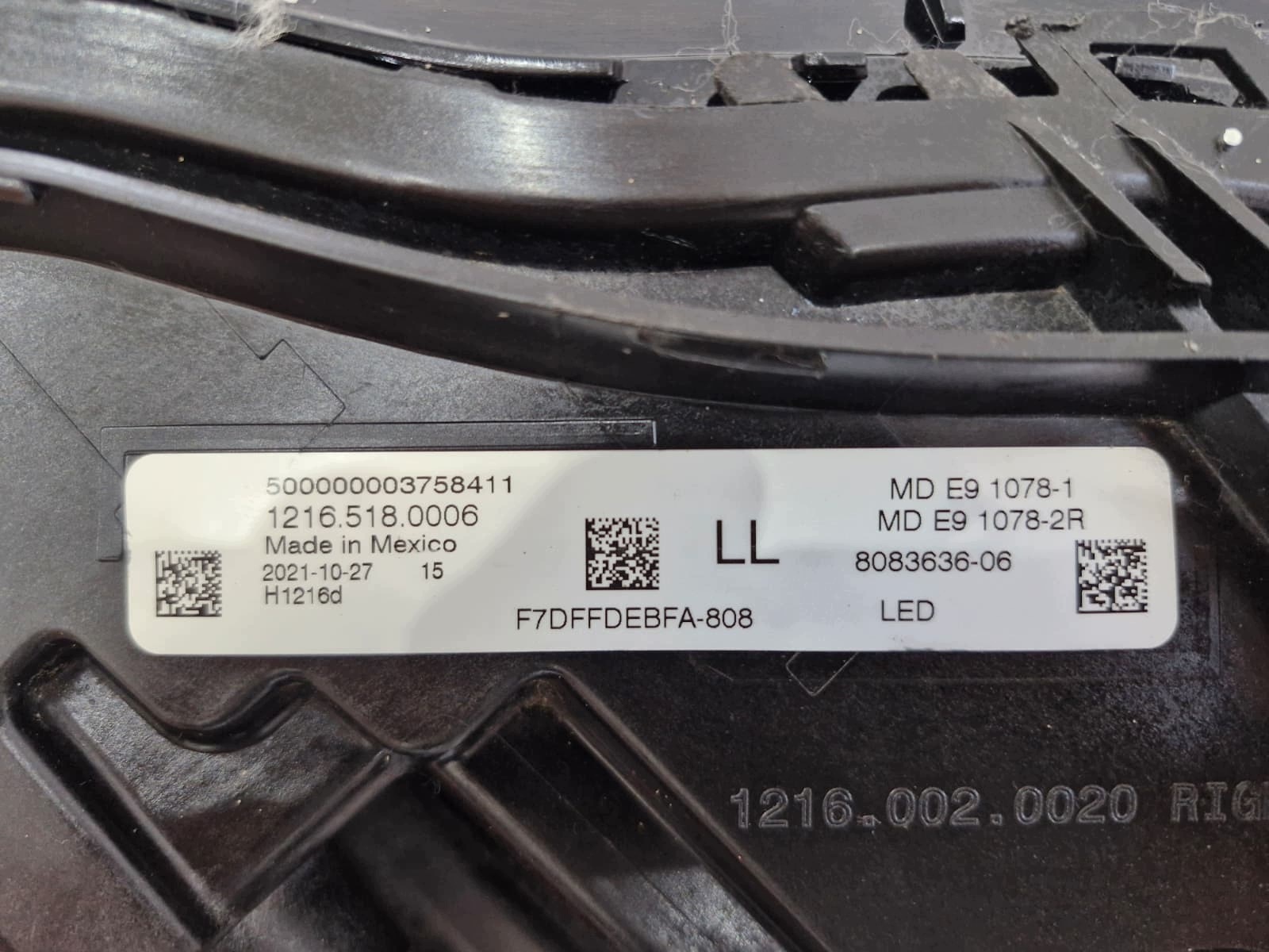Licht rechts BMW 2 G42 G87 FULL LED Shadow
