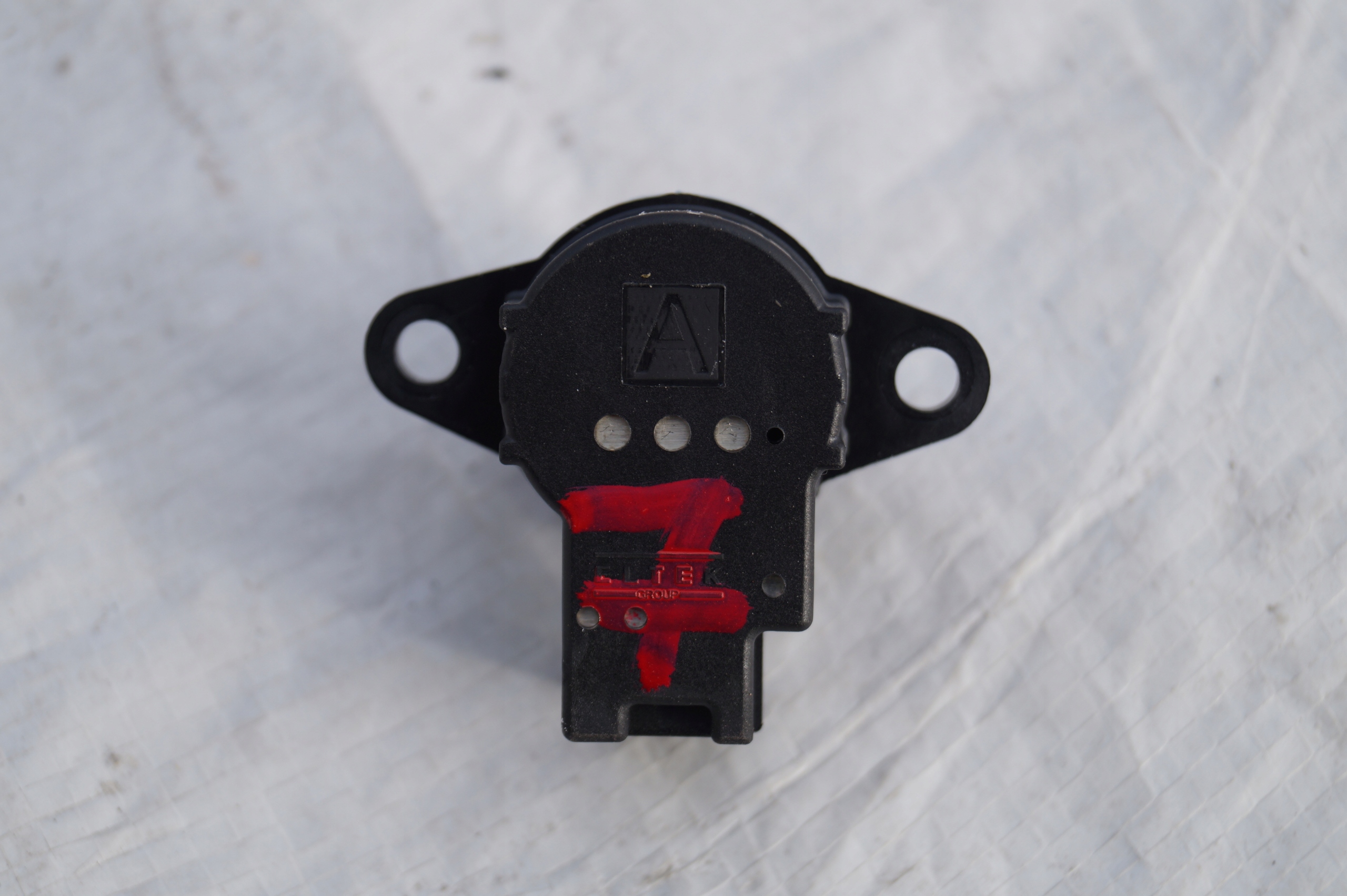 ДАТЧИК КЛАПАНА ADBLUE AUDI 98001101