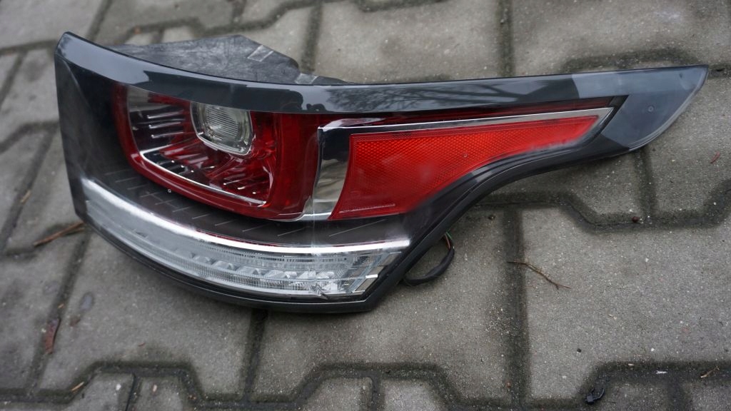 RANGE ROVER SPORT L494 - light rear right