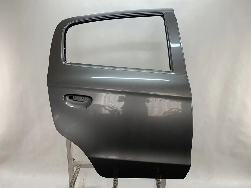 Mitsubishi Space Star 13r Tür rechts heck hinten 2013