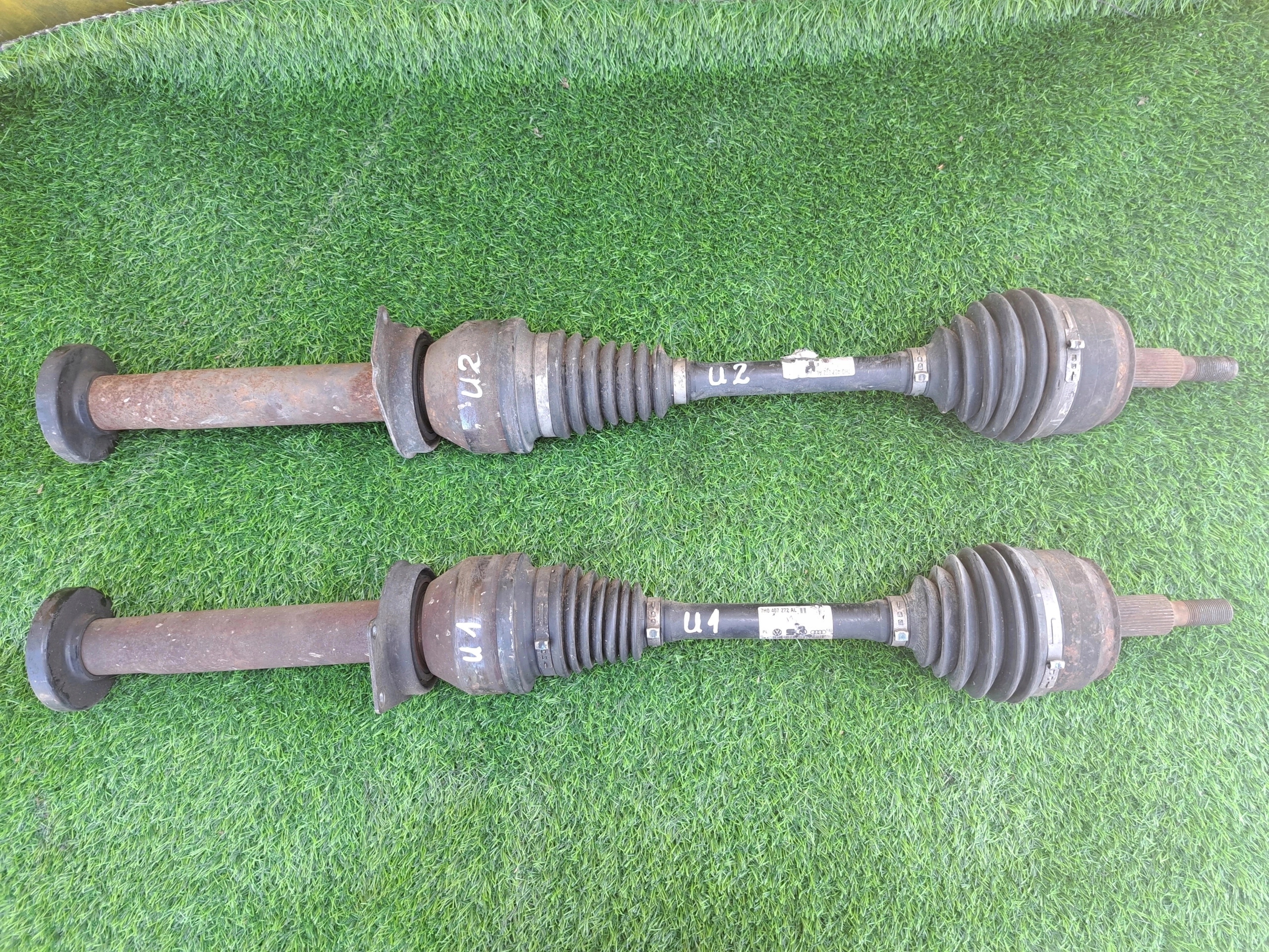 VOLKSWAGEN TRANSPORTER T5 7H0407272AL semi-axis right front original