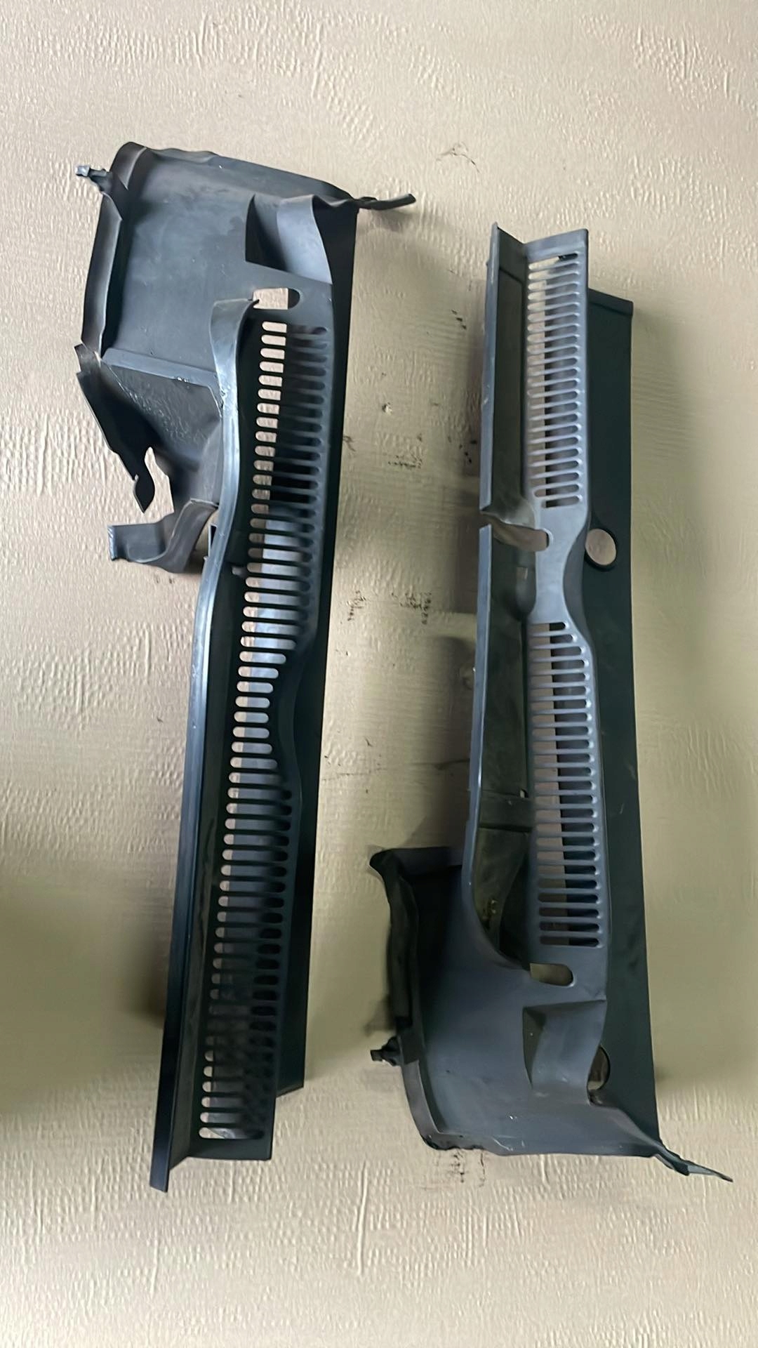 Volkswagen TOURAN III 5a OSŁONA PODSZYBIE PRAWE LEWE KOMPLET