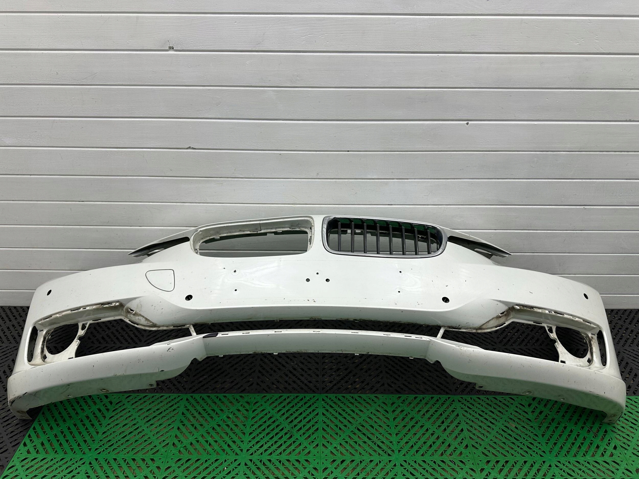 front bumper front BMW 3 F30 F31 LCI