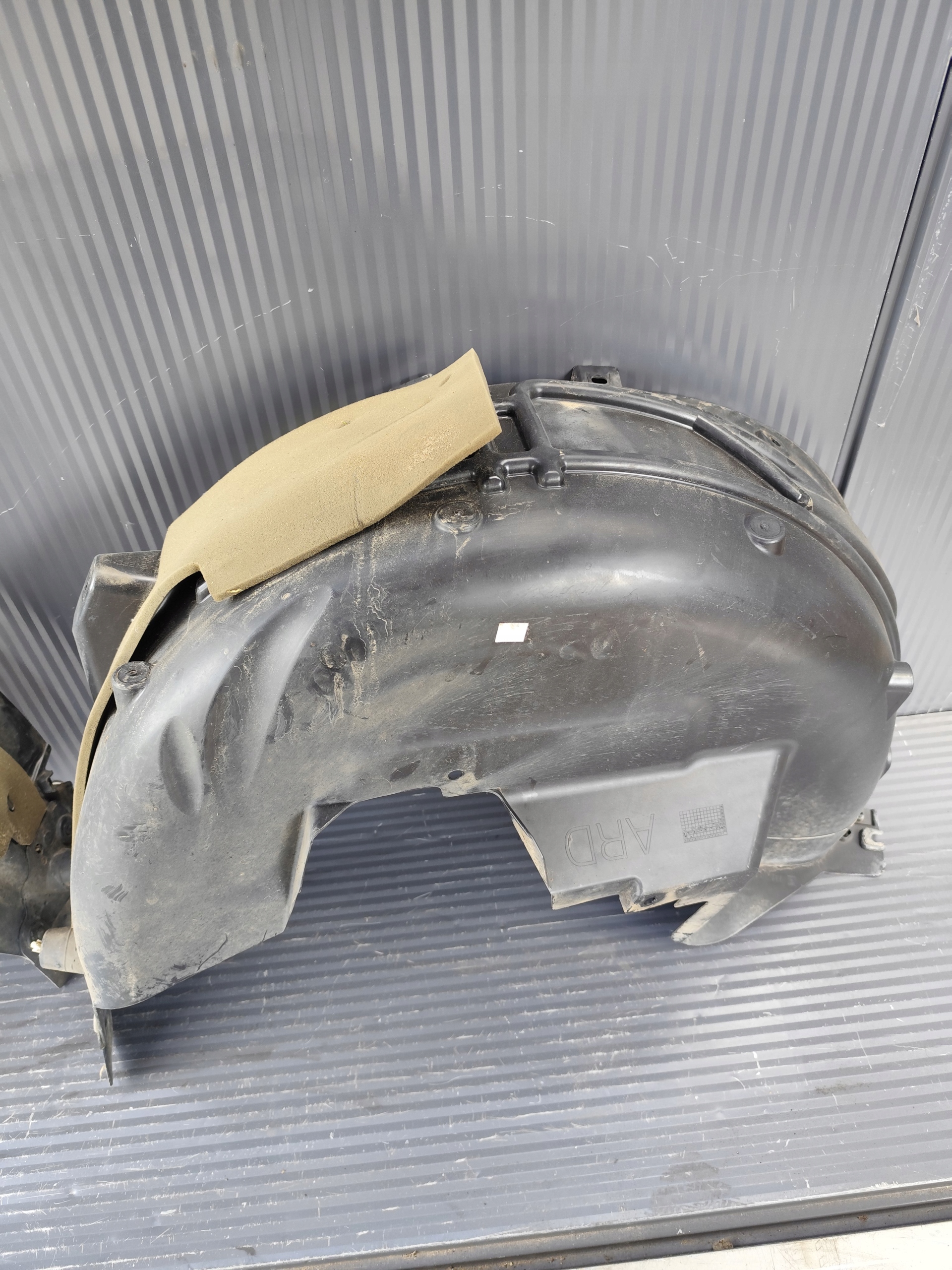 CITROEN C5 AIRCROSS mudguard rear part right