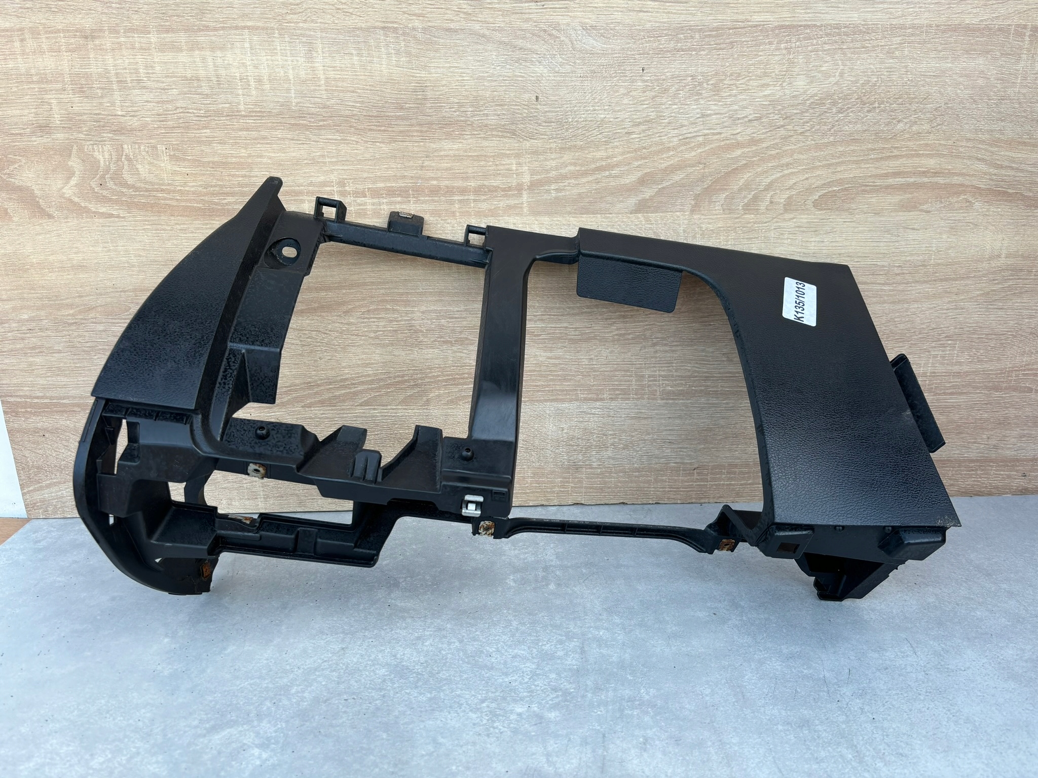 VW PASSAT B6 3C PANEL Boîte TUNELU Console 3C2857054 K135/1013
