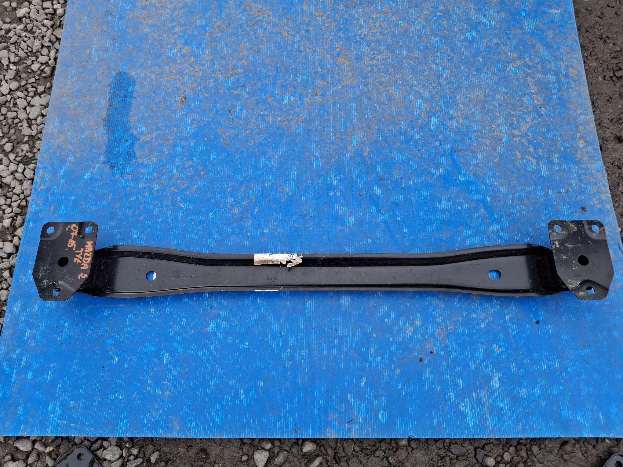 TRAVERSA paraurti posteriore MAZDA 2 DE 2007R->