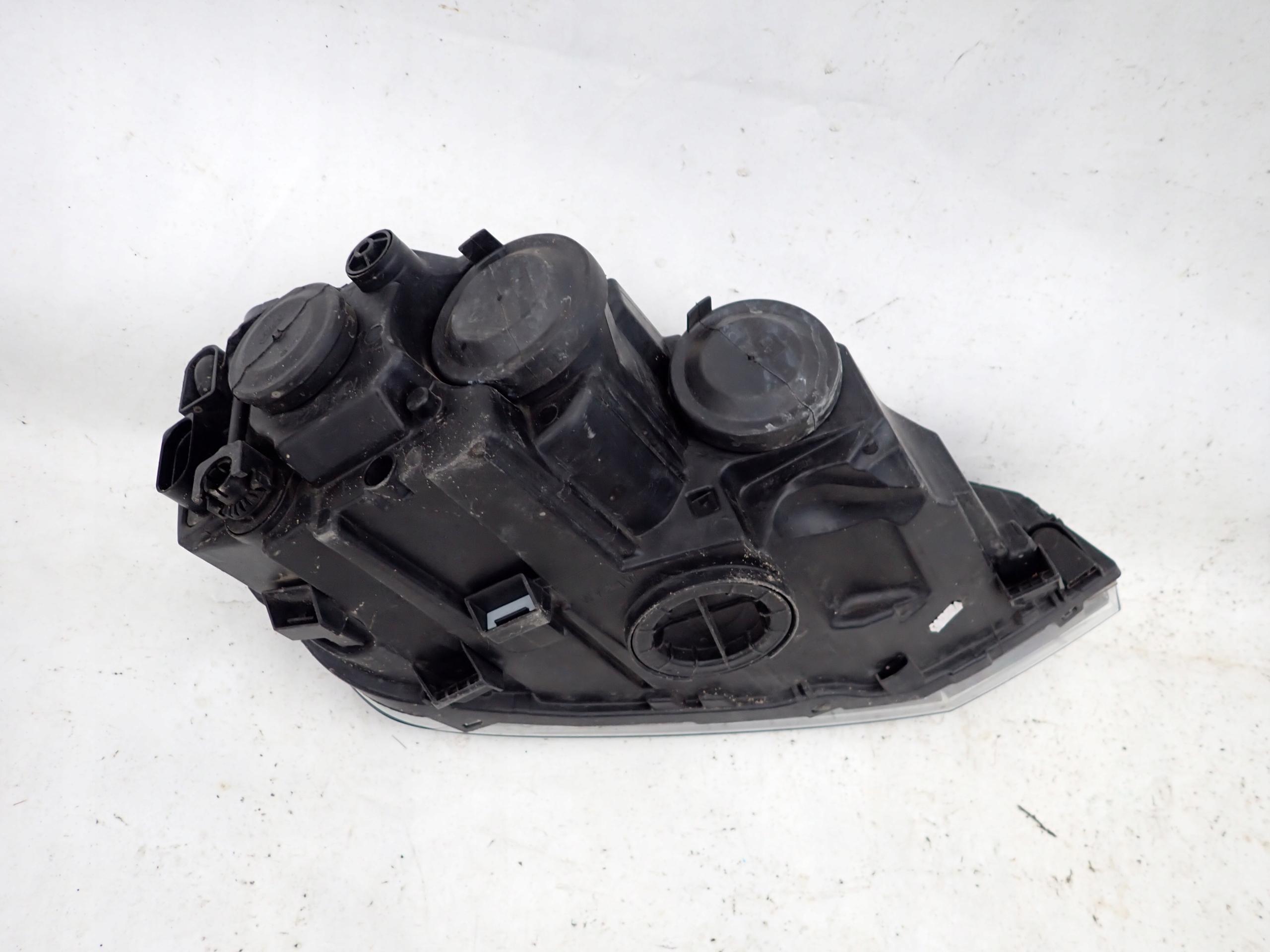 VW POLO IV 2G 17- light left front front